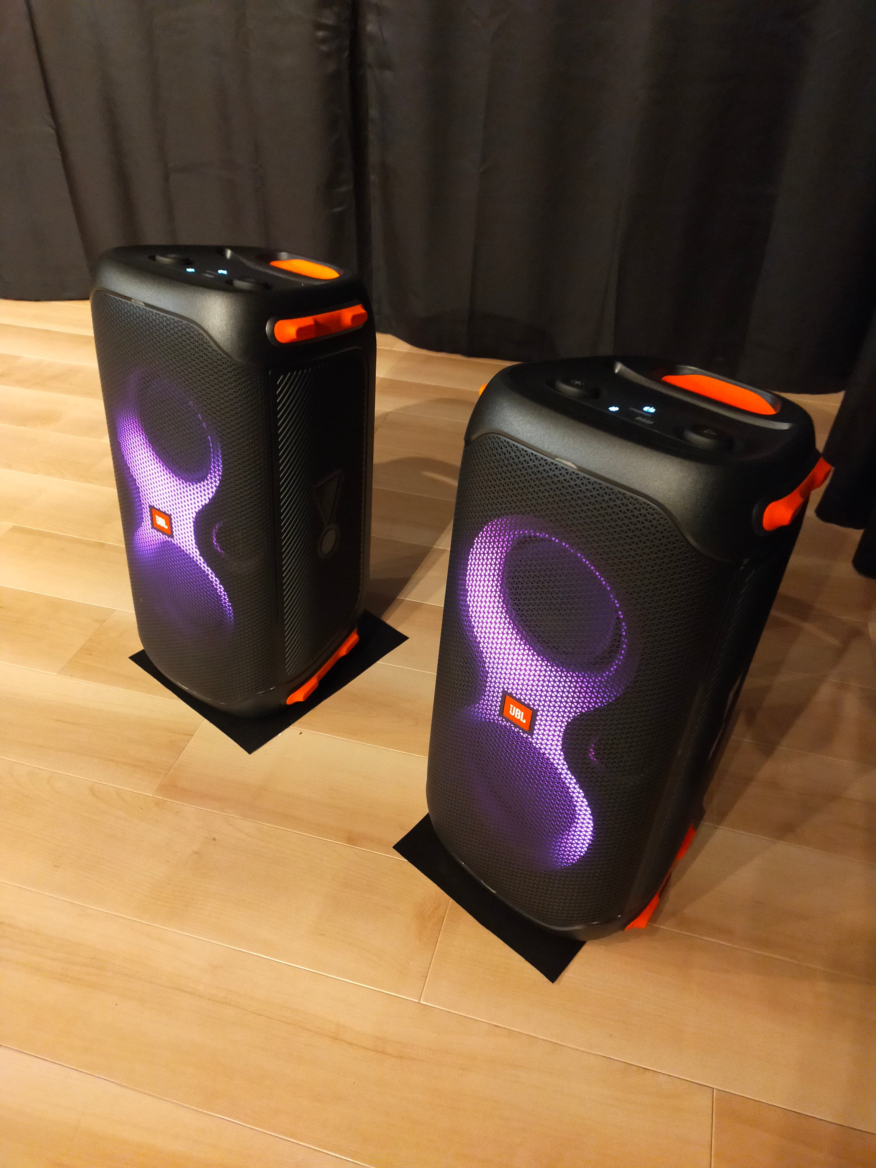 JBL Bluetoothスピーカー