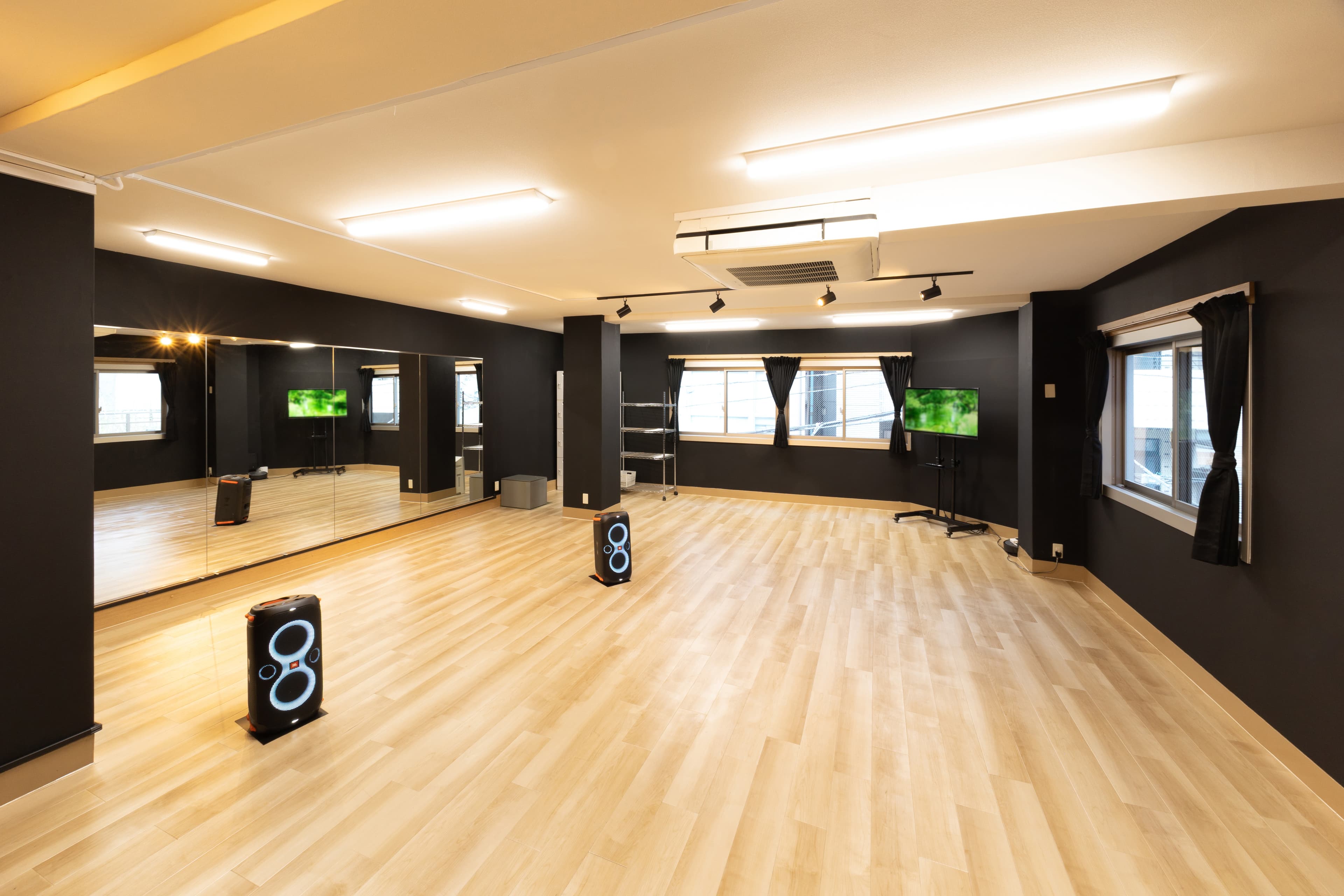 ダンススタジオとして!