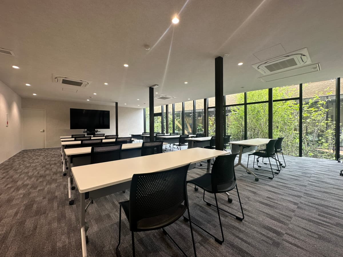 スペース画像 2