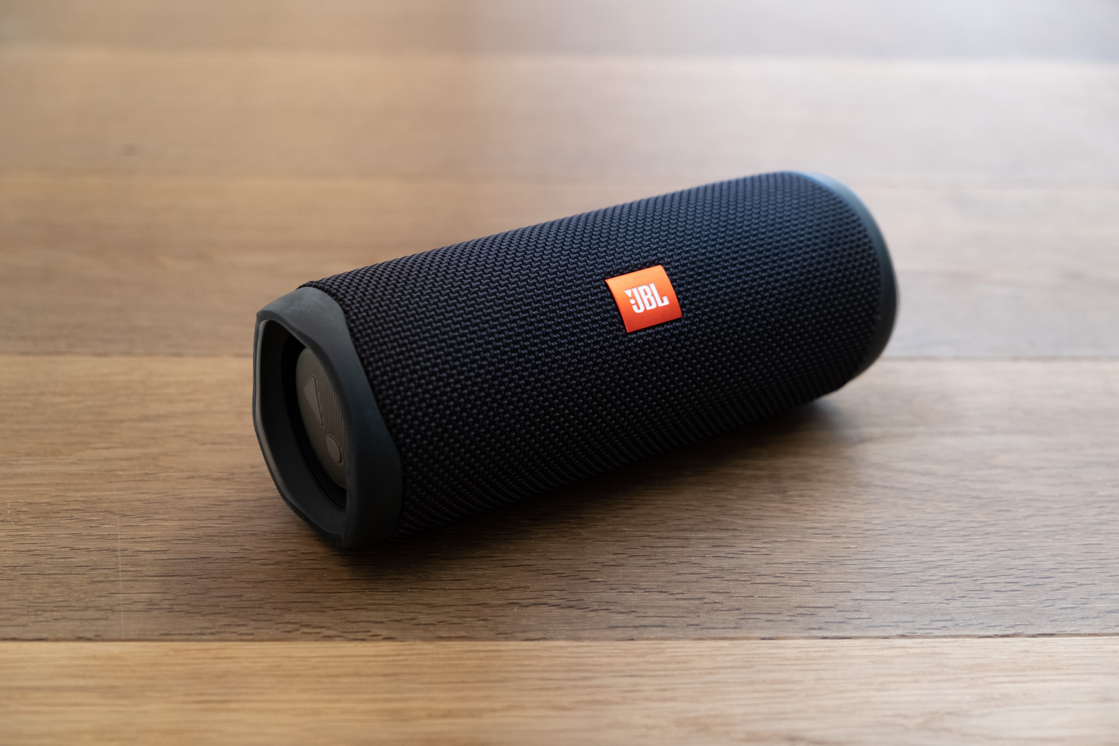 音質に定評のあるJBLスピーカー(Bluetooth)も無料でお使いいただけます。