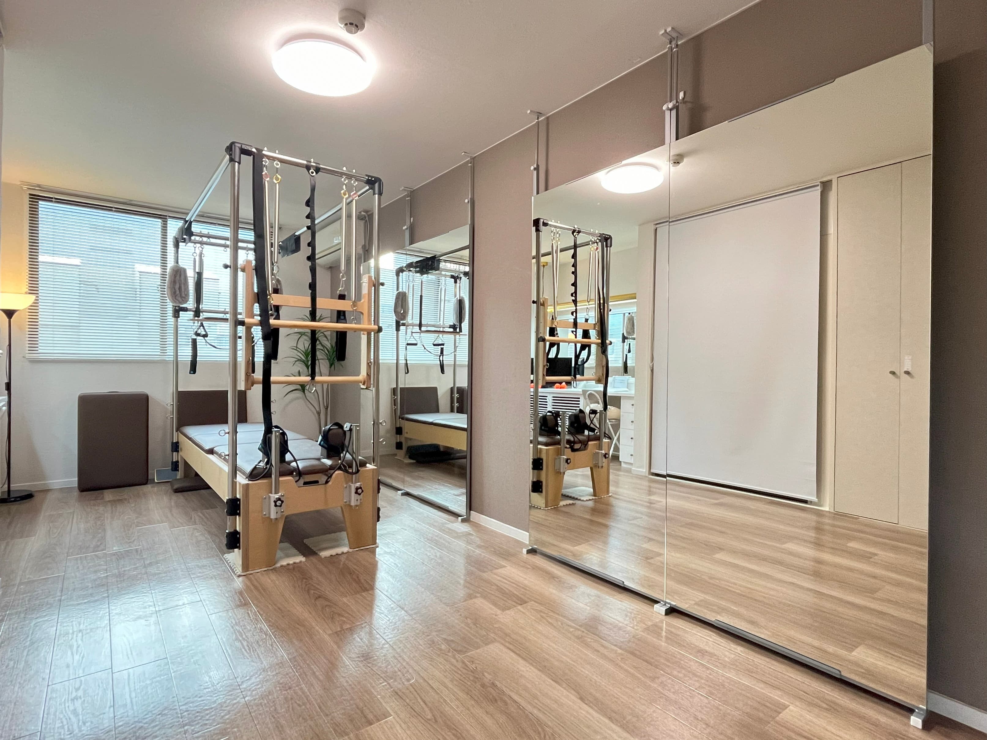 マシンピラティスの他、軽いダンス、ヨガ、ストレッチ、筋トレ、整体などに♪