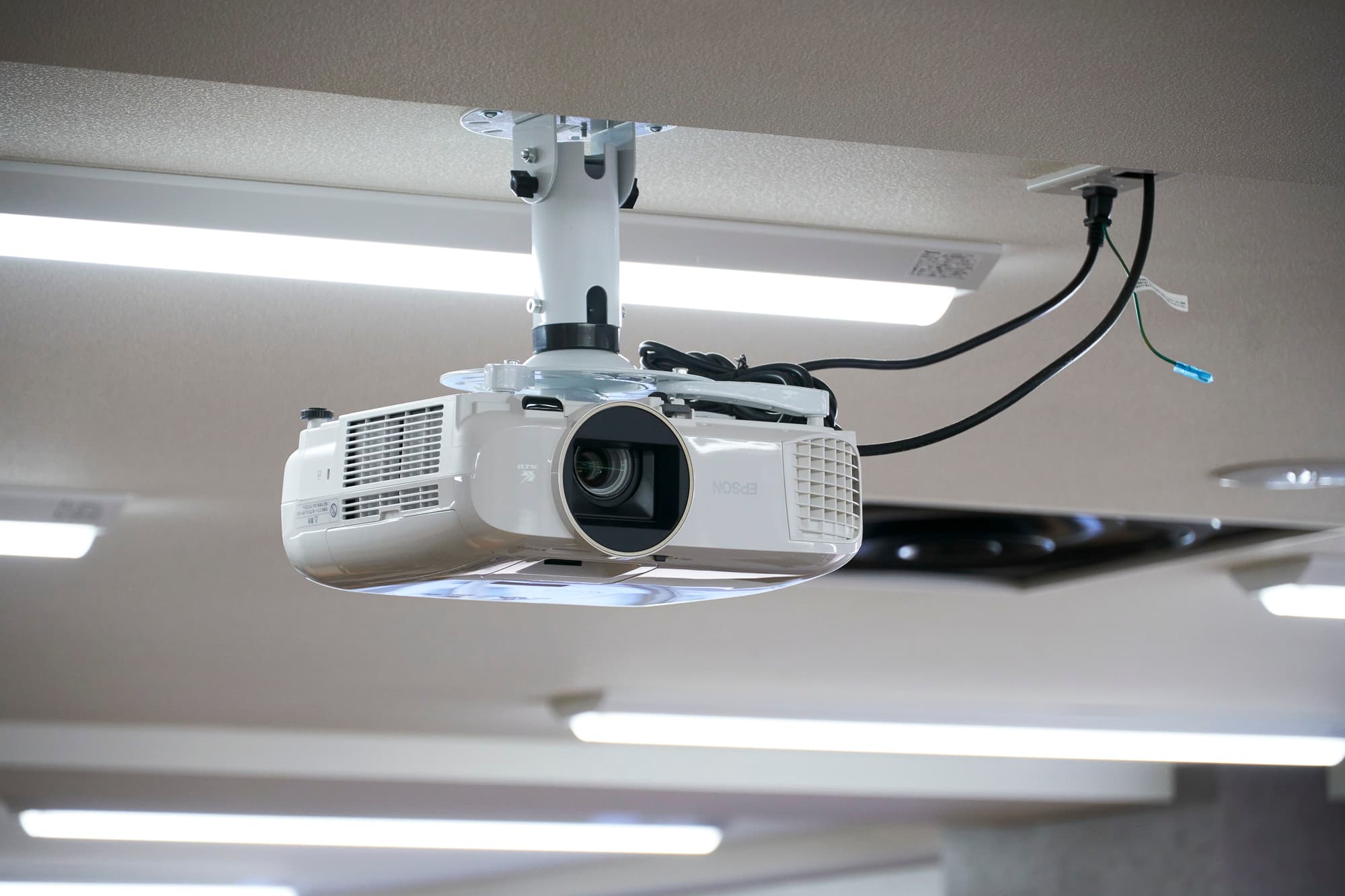 プロジェクター - TIME SHARING 新宿5Aの写真