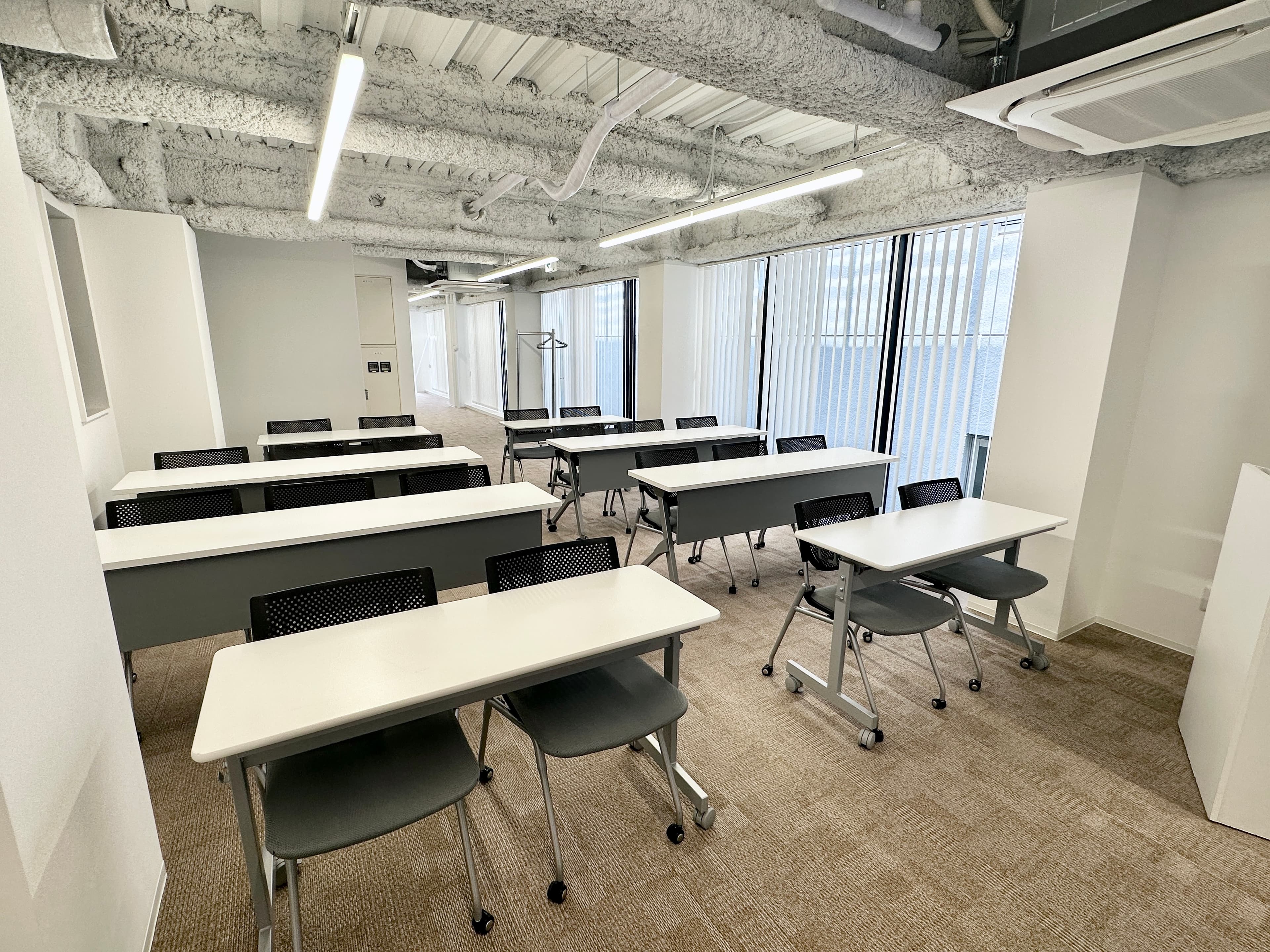 【20名以下のセミナーや研修などにオススメです】