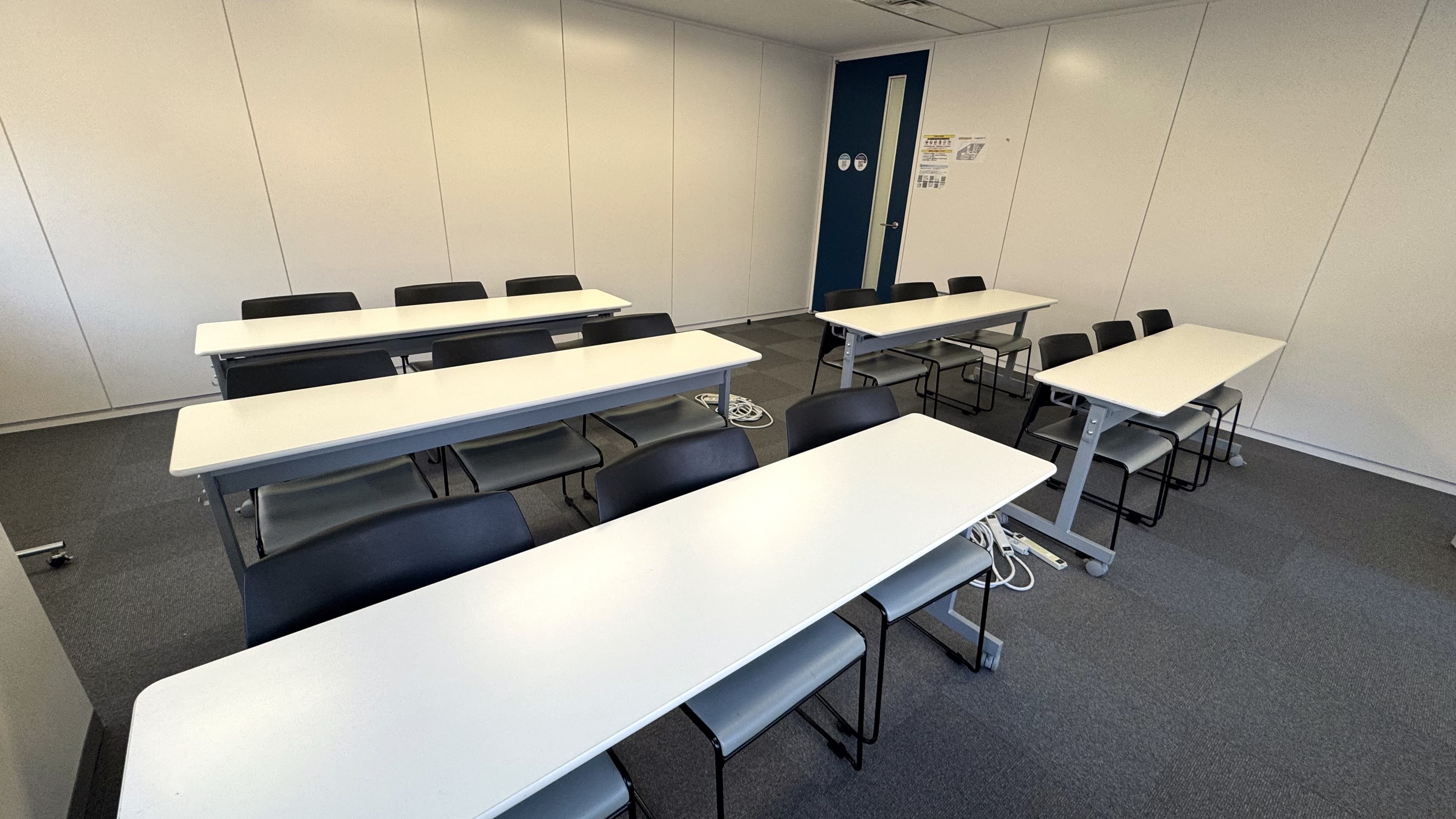 【レイアウト変更はご予約時間内に原状復帰までお願いいたします】