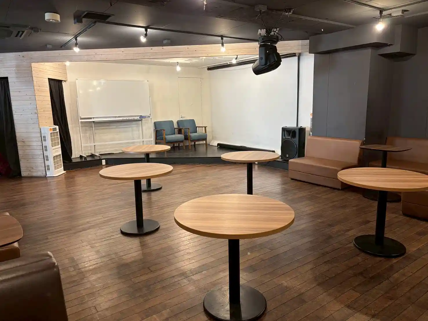 スペース内観 - グレイドパーク池袋(旧:ELLARE)の写真