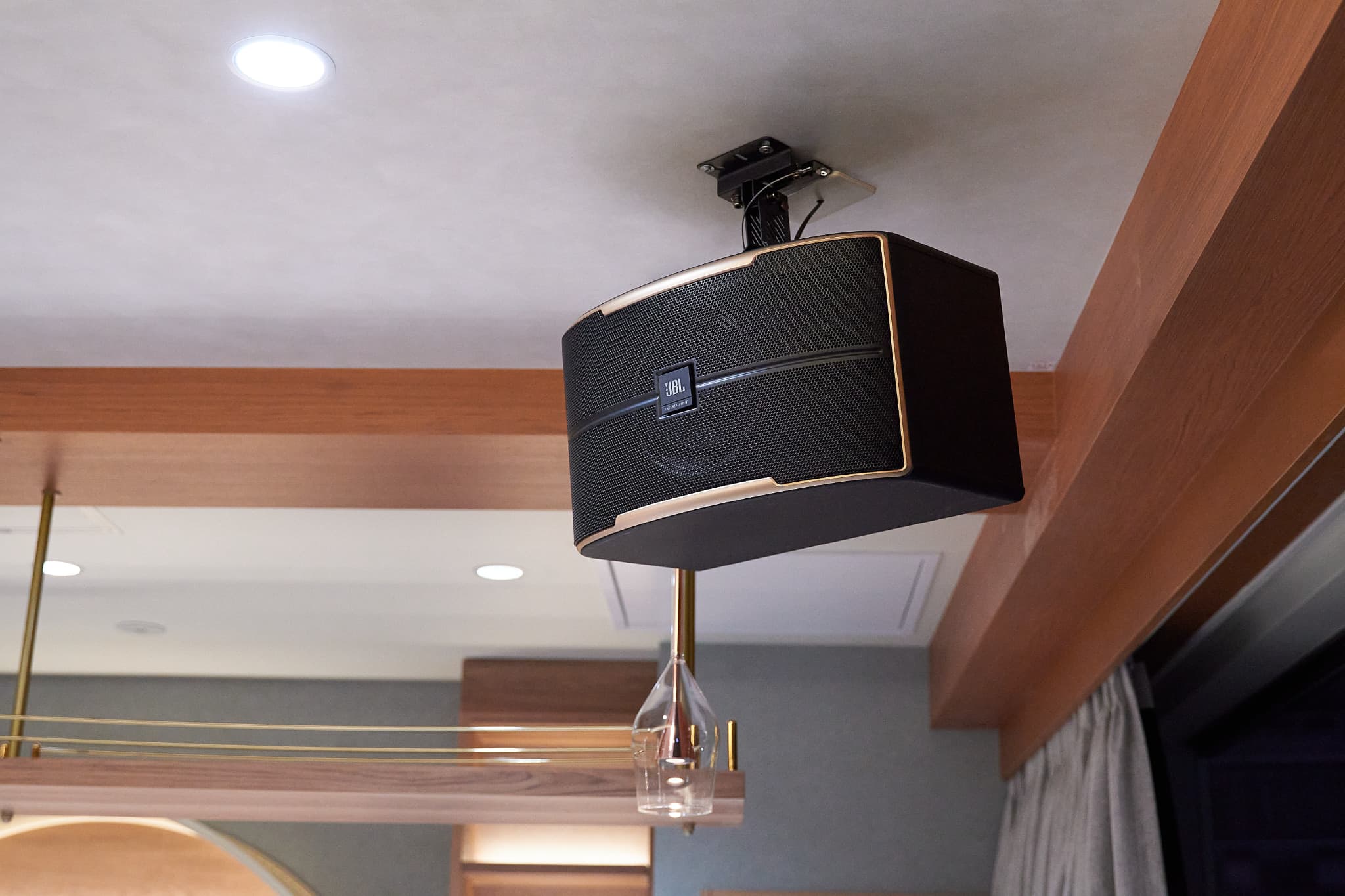 【スピーカー】