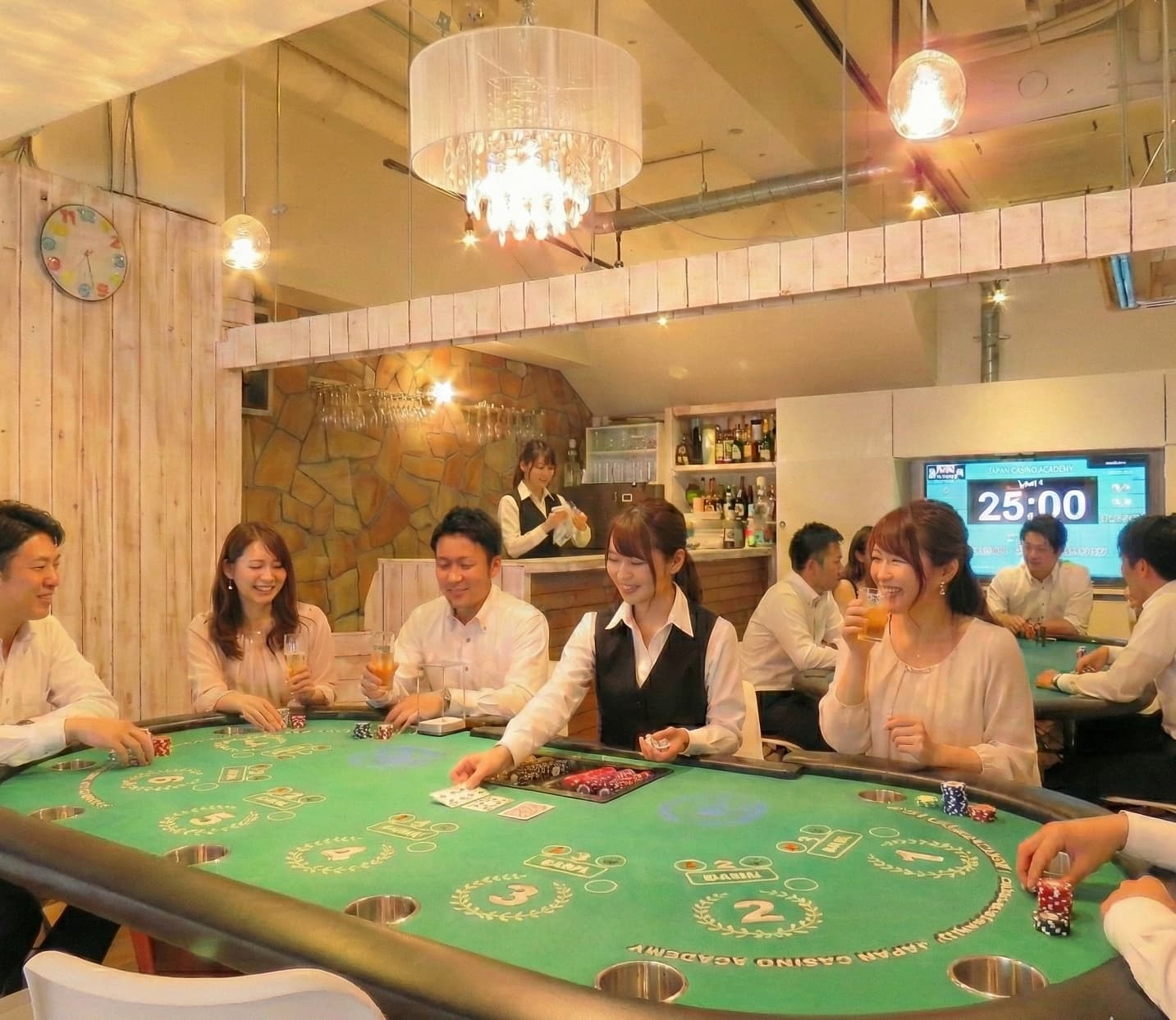 交流会やパーティのイメージ写真です。