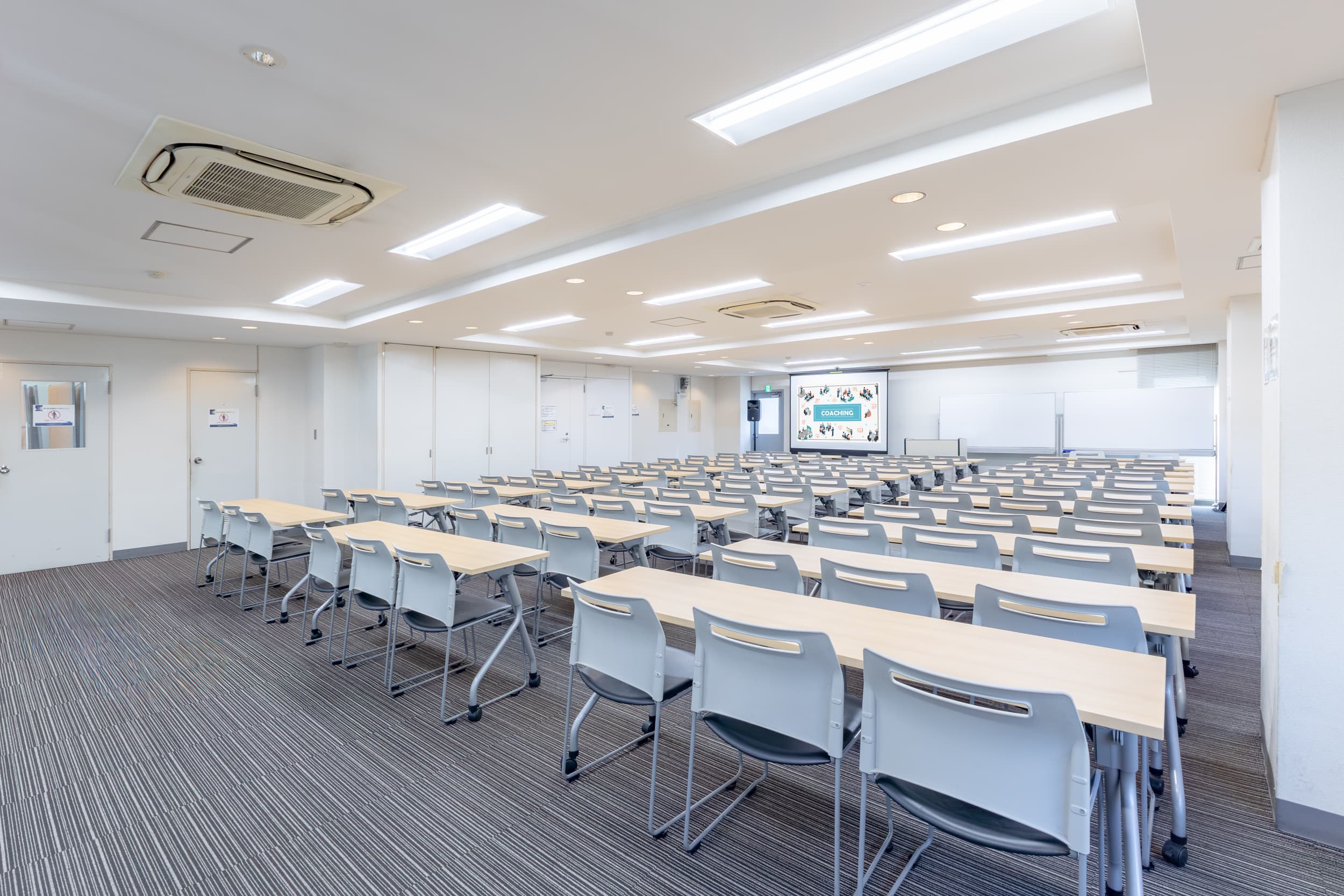 レイアウトイメージ(スクール形式)