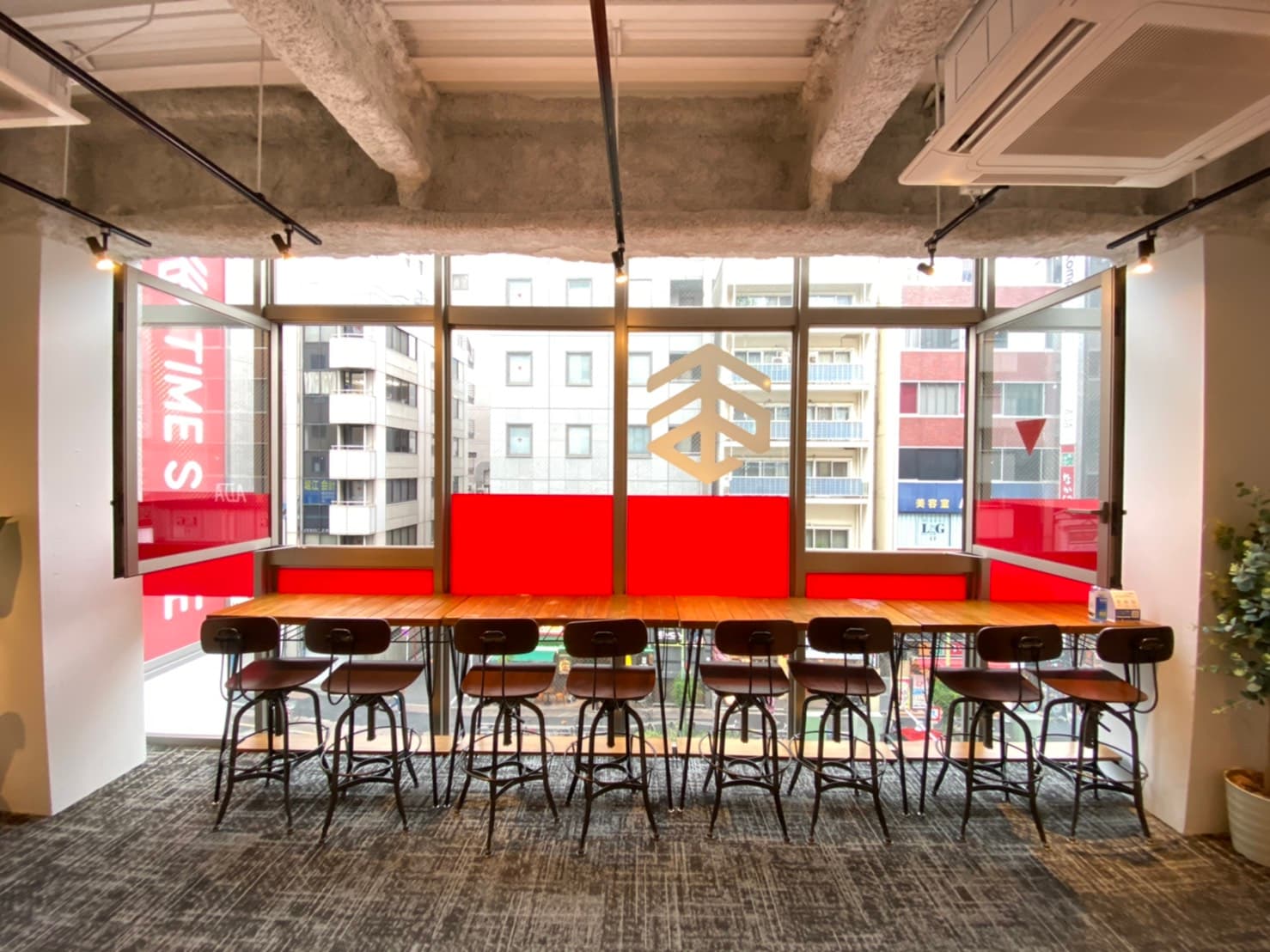 窓を開けて換気可能 - TIME SHARING 五反田Ⅰプラザスクエアビルの写真