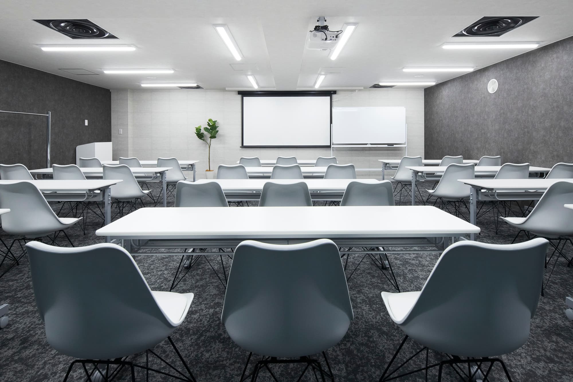 スクール形式 - TIME SHARING 新宿6Bの写真