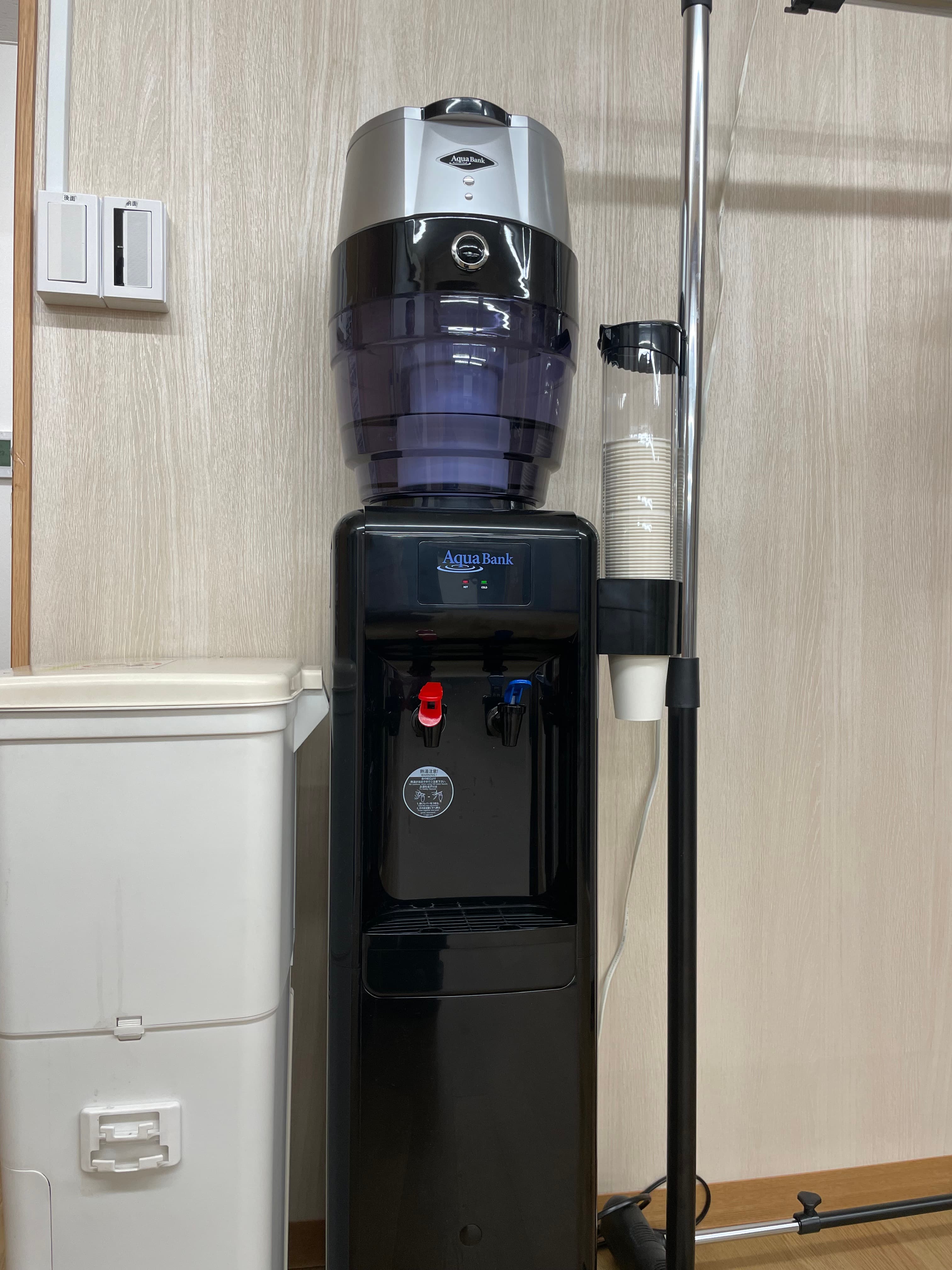 3-A:大教室:ウォーターサーバー(シリカ水)