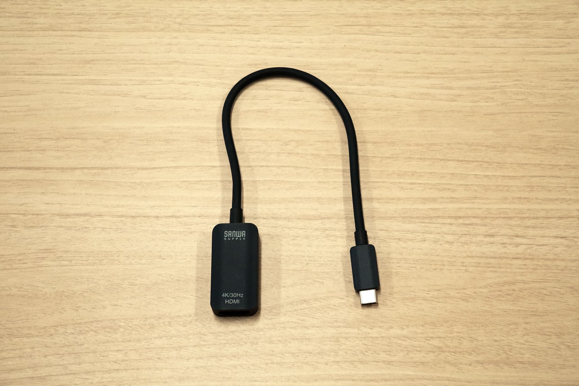 typeC-HDMI変換アダプタもご用意しています(機器の相性により接続できない場合がございます。何卒ご了承くださいませ)。