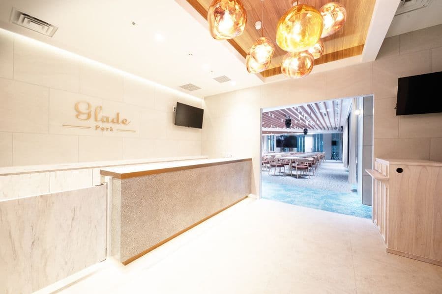 【入口・受付スペース】- グレイドパーク 新宿駅前の写真