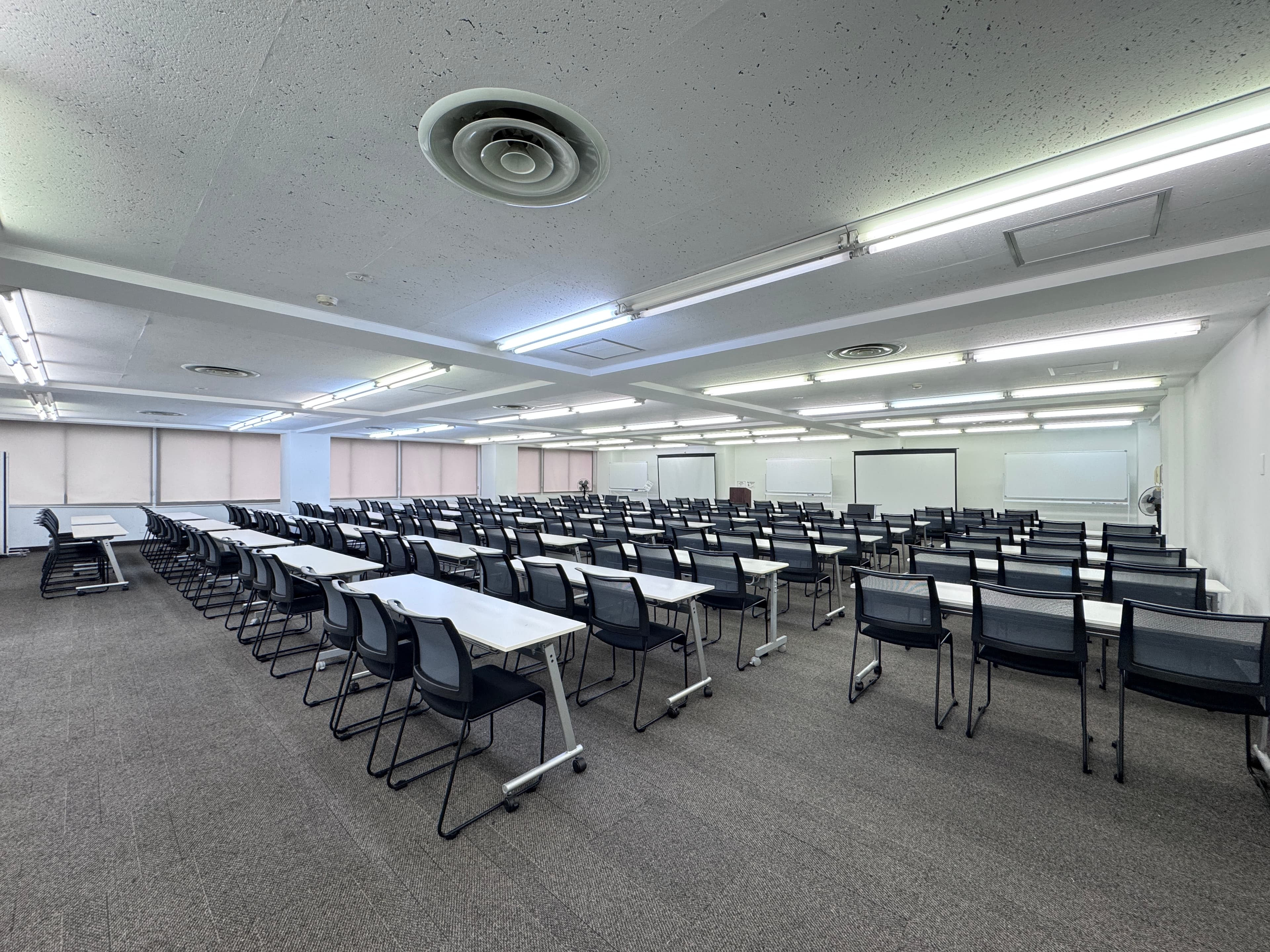 【大人数での講演会や表彰式などのイベントにピッタリです】 - TIME SHARING 新宿7Aの写真