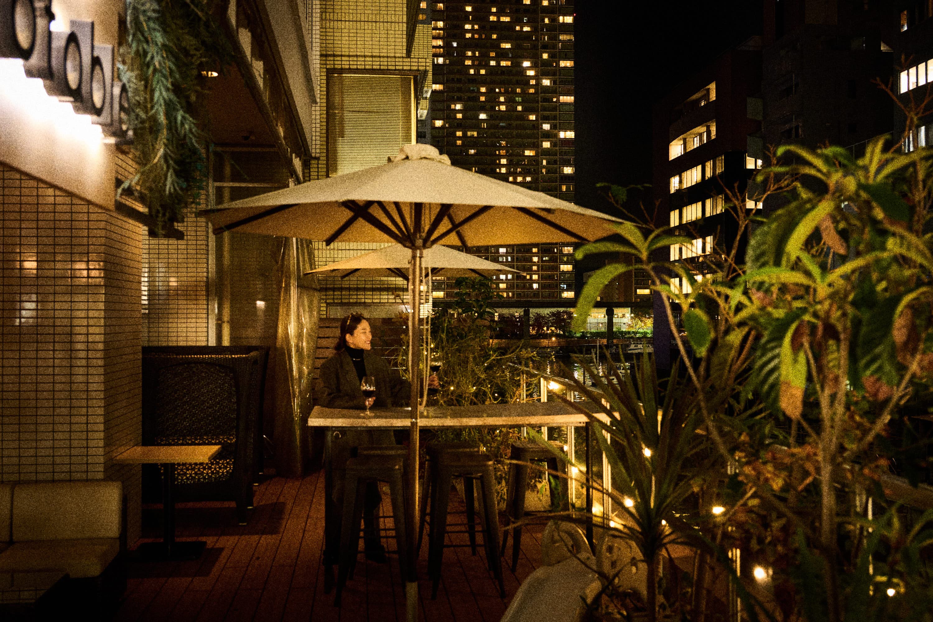 テラススペースにはソファ席なども充実