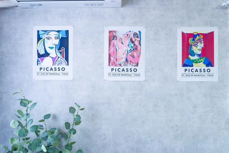 桜木町駅1分の貸会議室 クリエィティブを育むワークスペースの室内の写真