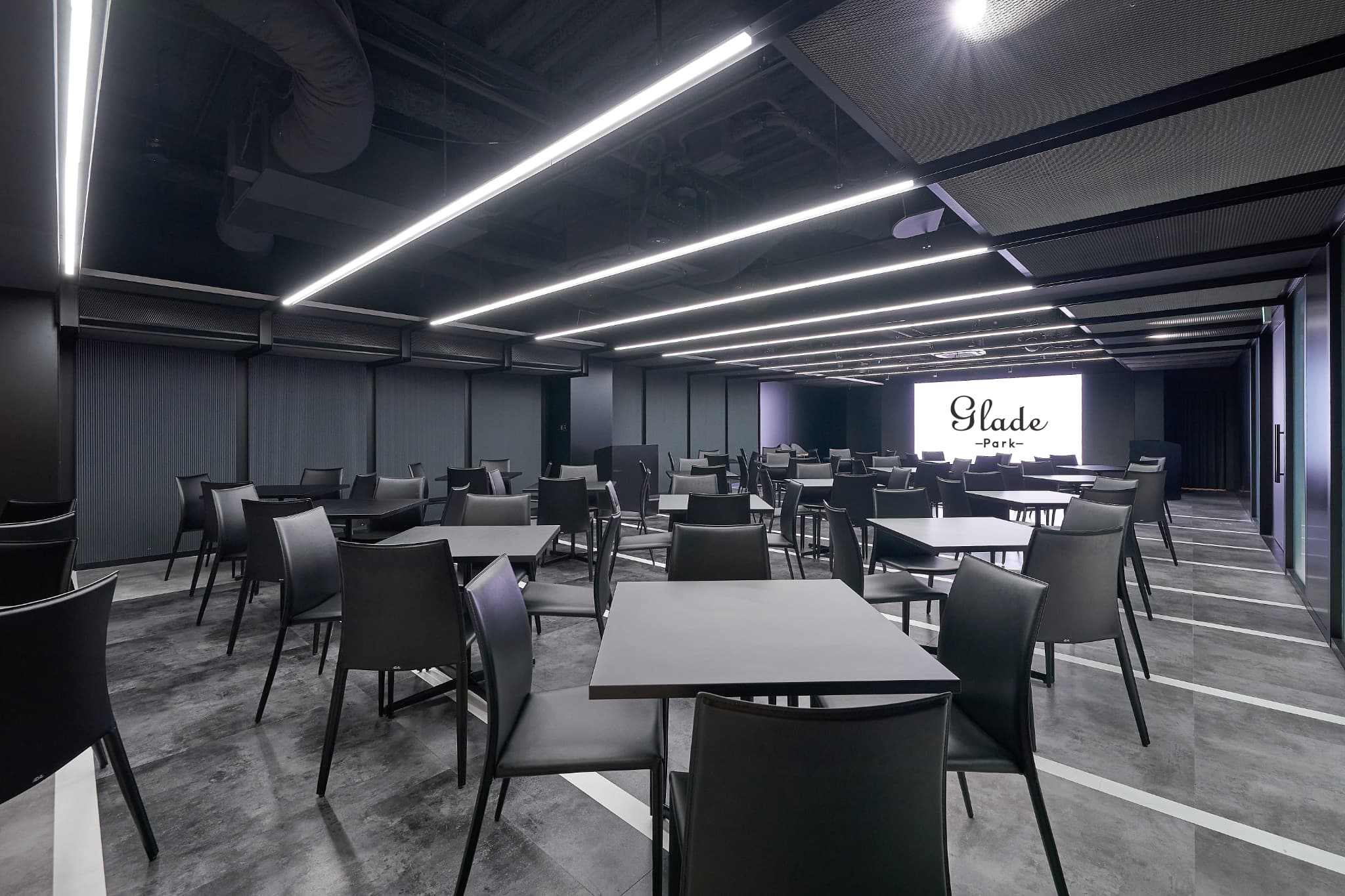 【メインフロア】