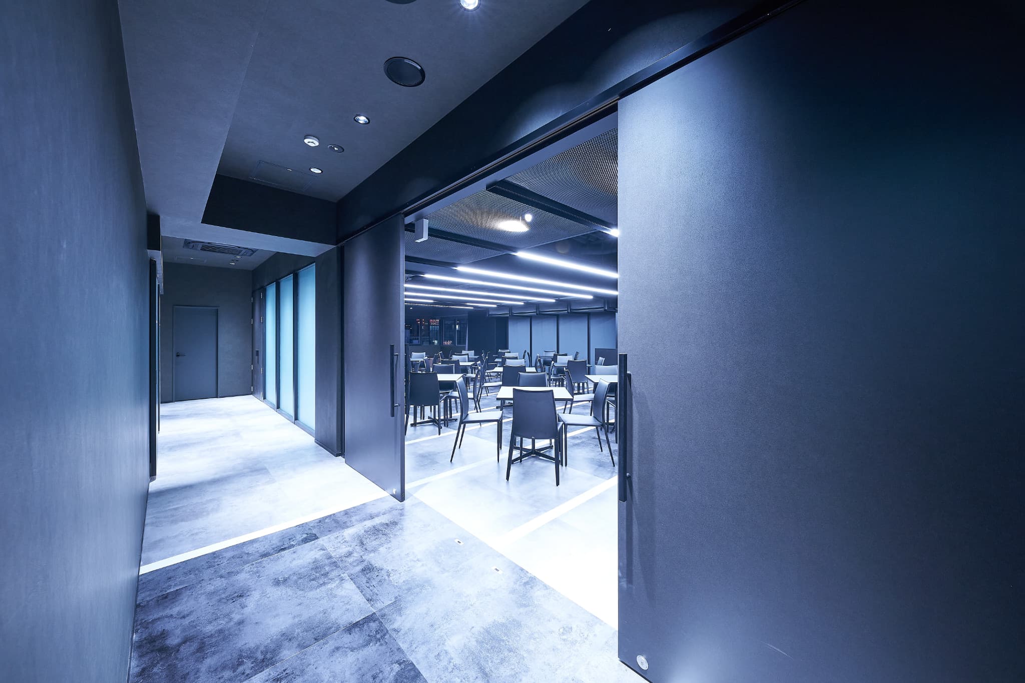 【スペース入口】