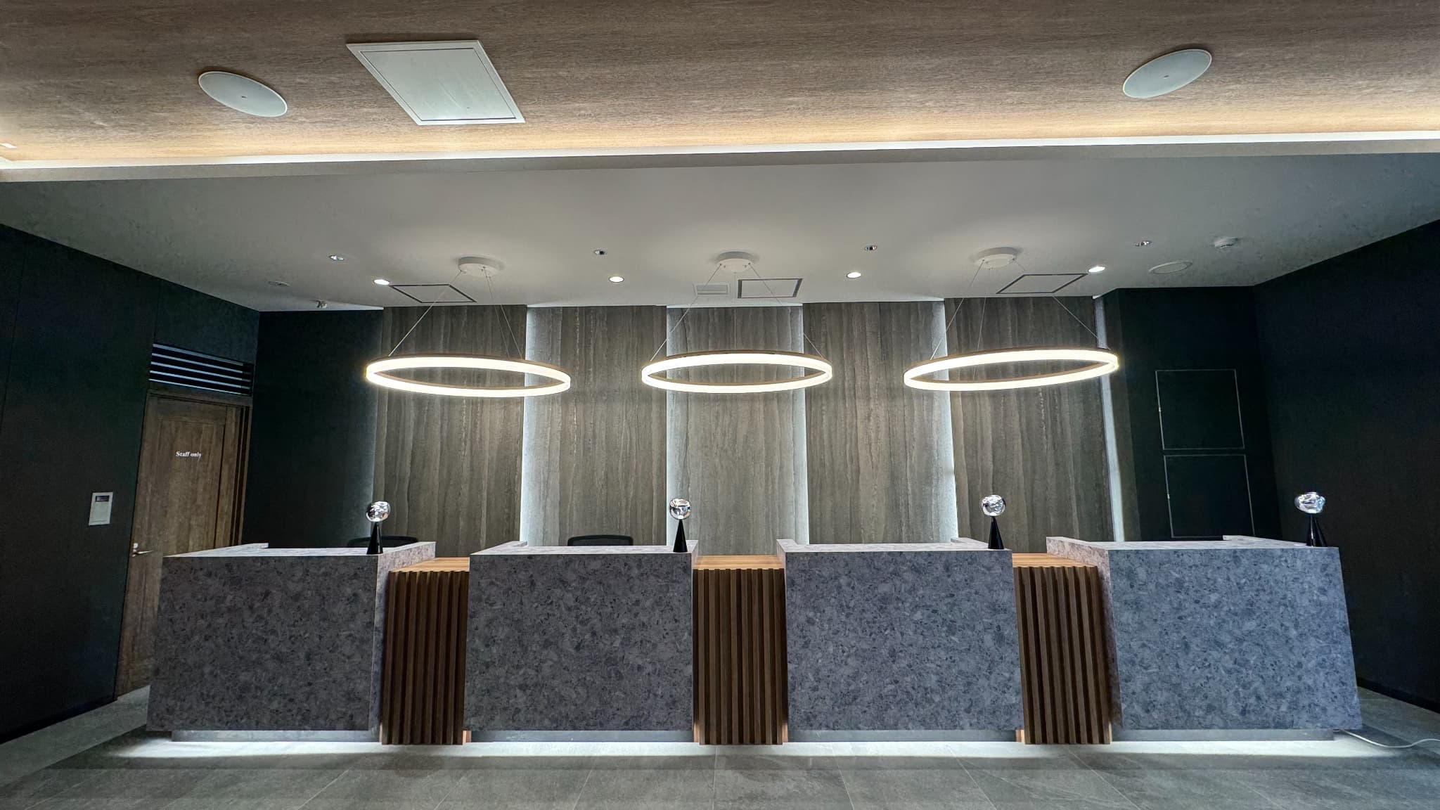 受付_TIME SHARING 新橋駅前4F(銀座口)