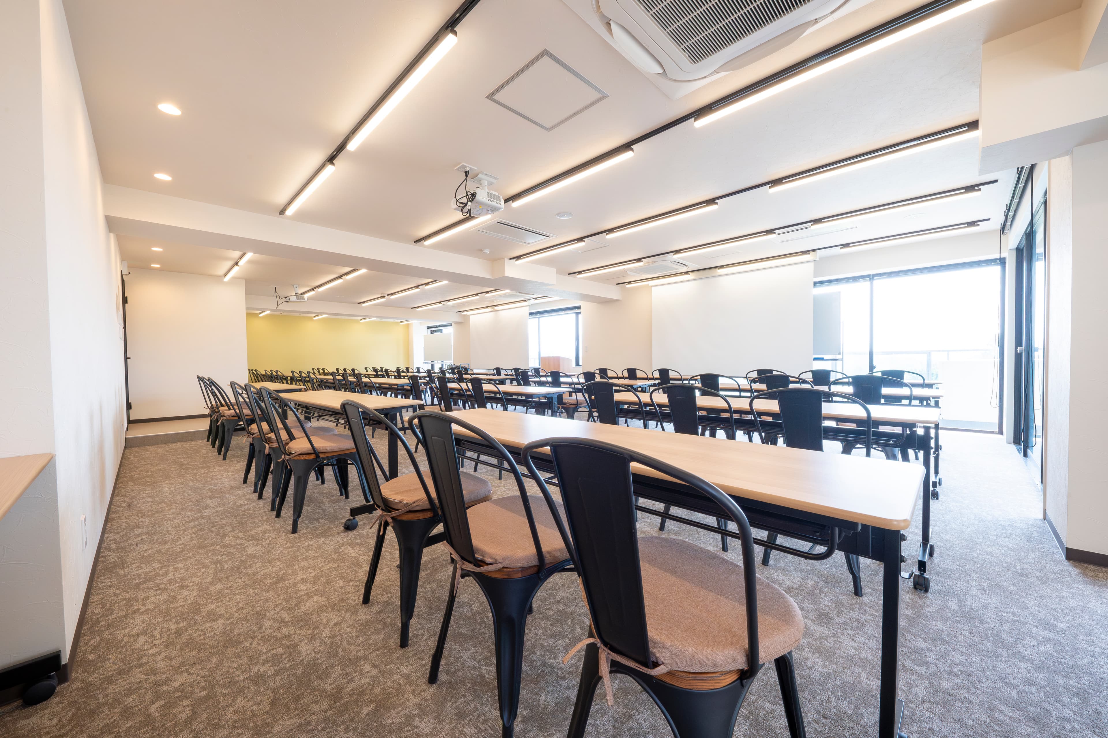 【2022年10月100㎡越えの大規模スペースがオープン!】 - TIME SHARING 新宿御苑前 壱丁目参番館8Aの写真