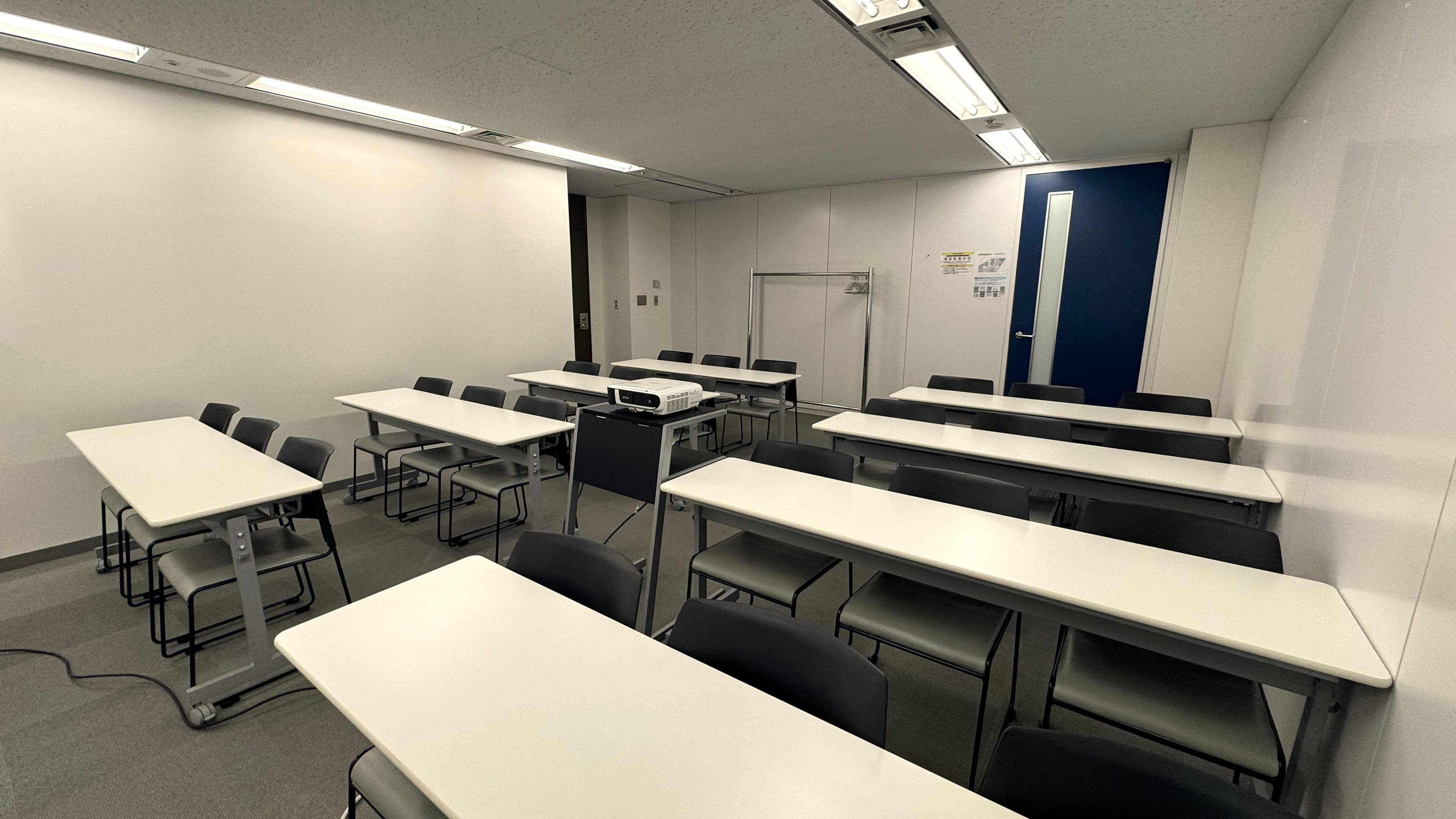 【レイアウト変更はご予約時間内に原状復帰までお願いいたします】