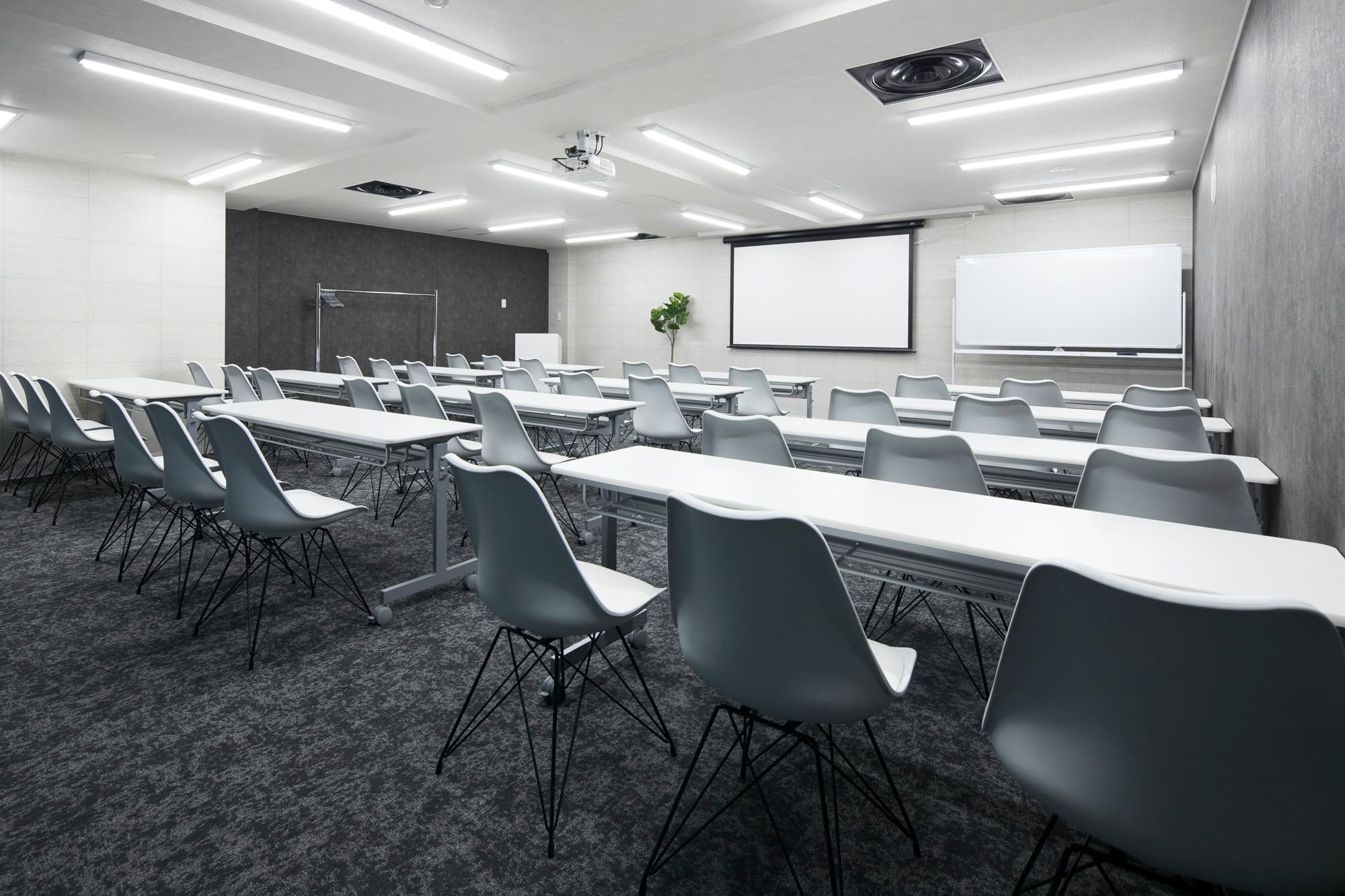 スクール形式 - TIME SHARING 新宿6Bの写真