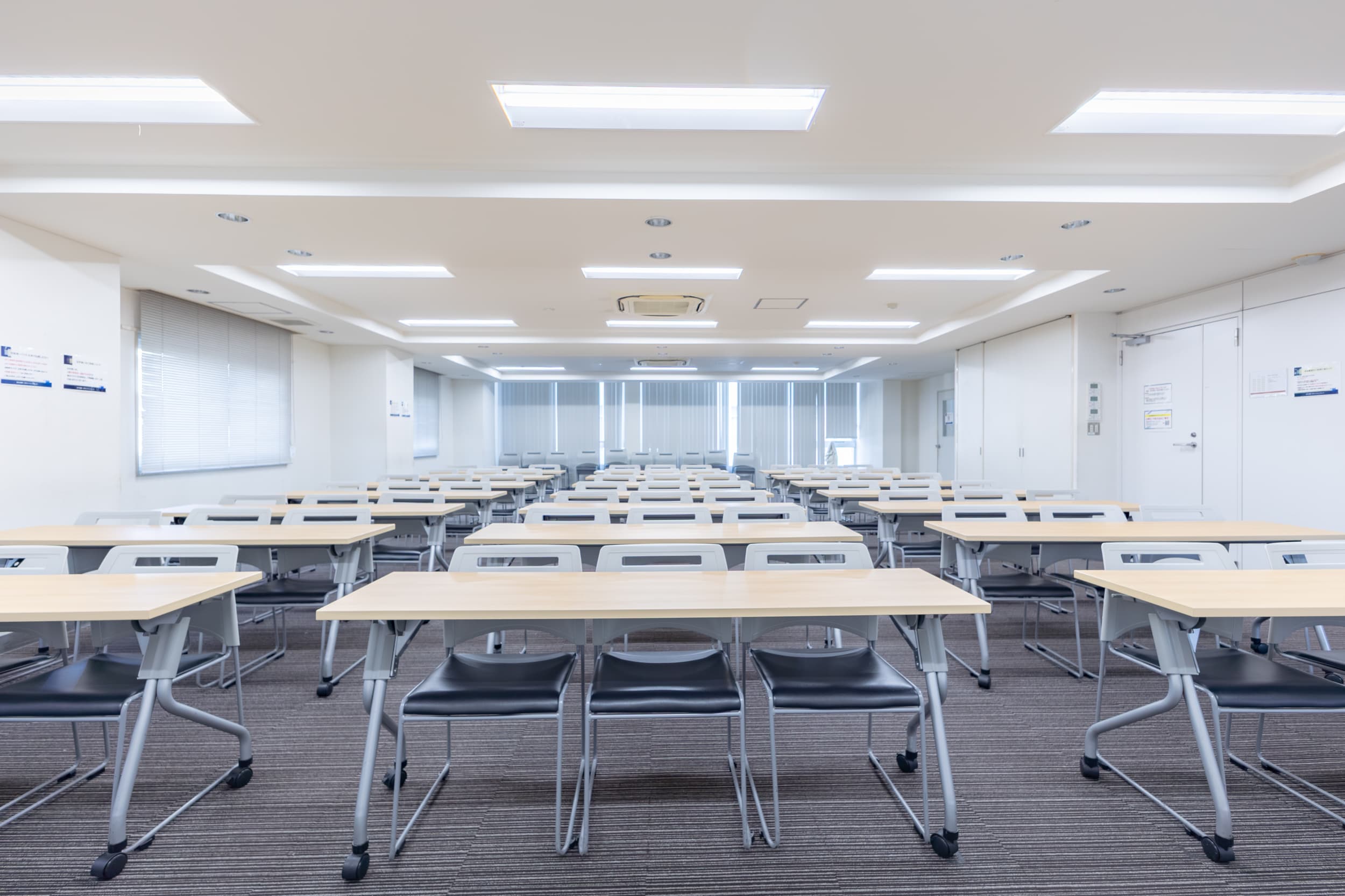 レイアウトイメージ(スクール形式)