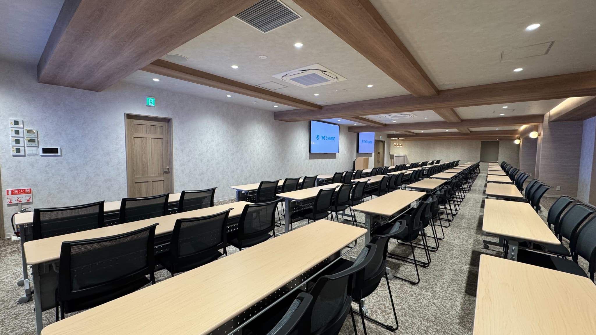 メインフロア_TIME SHARING 新橋駅前4F(銀座口)