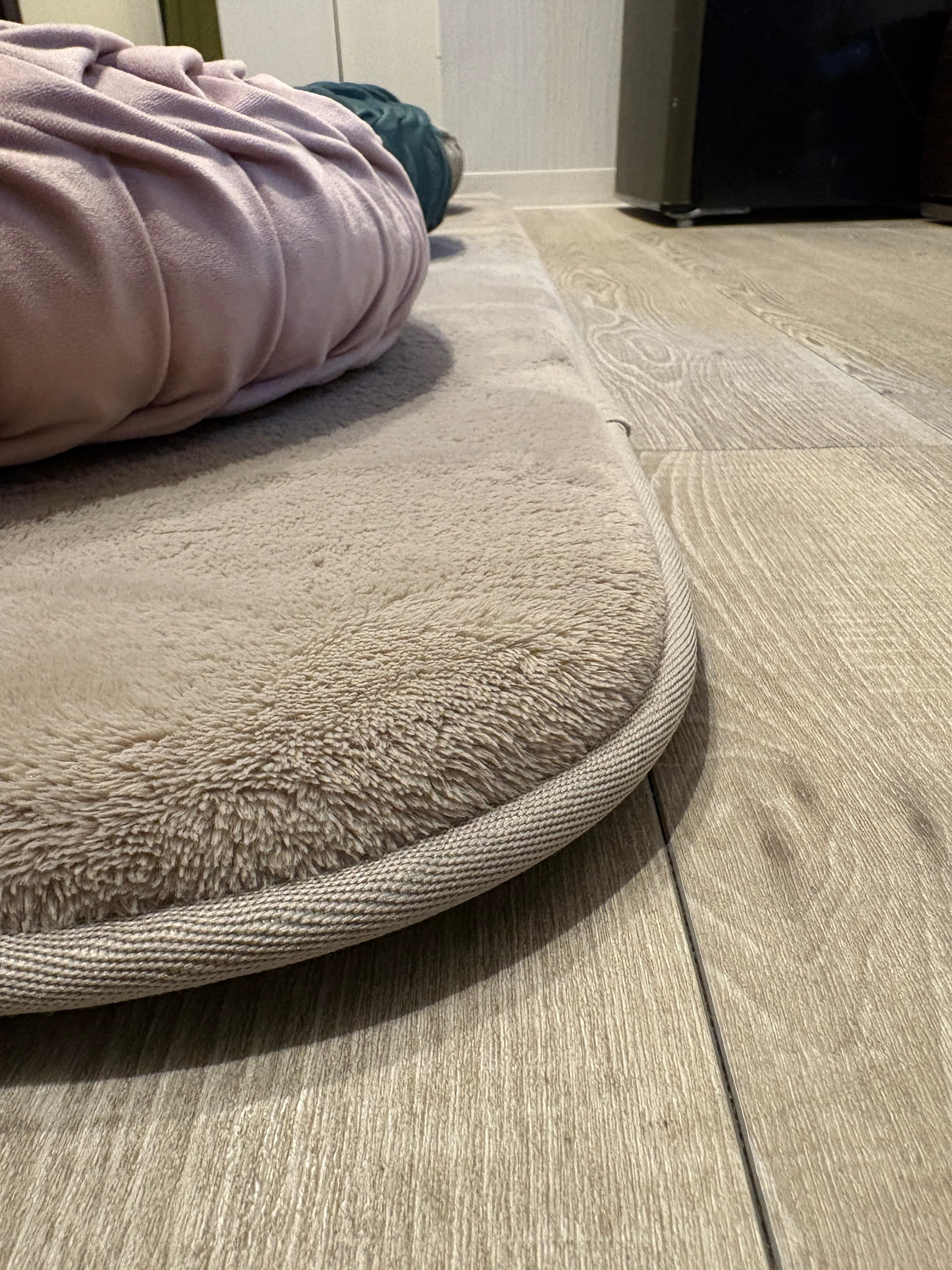 ふかふかラグマット