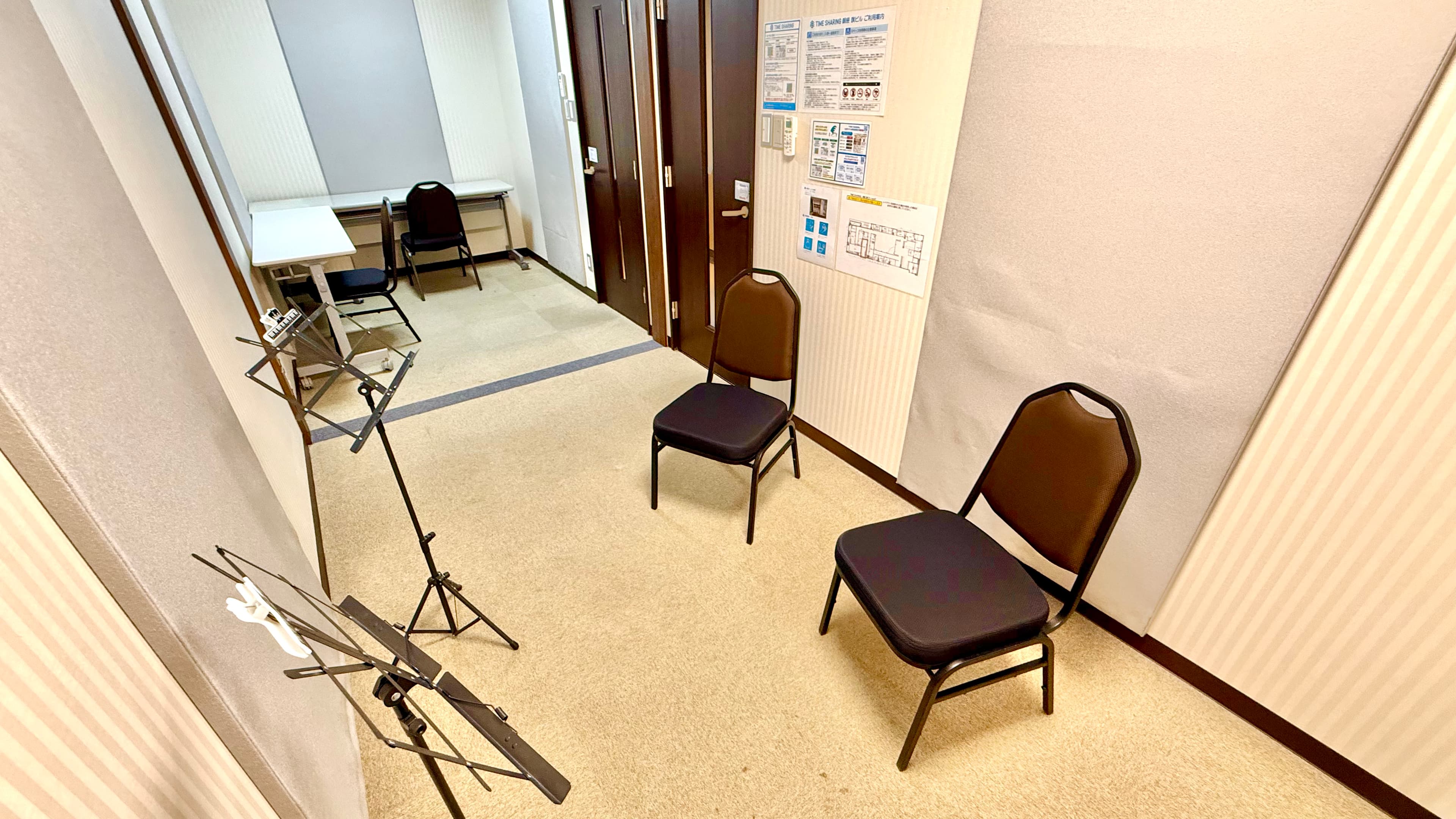 【譜面台付きのスペースです♪】 - TIME SHARING 銀座 旗ビル roomFの写真