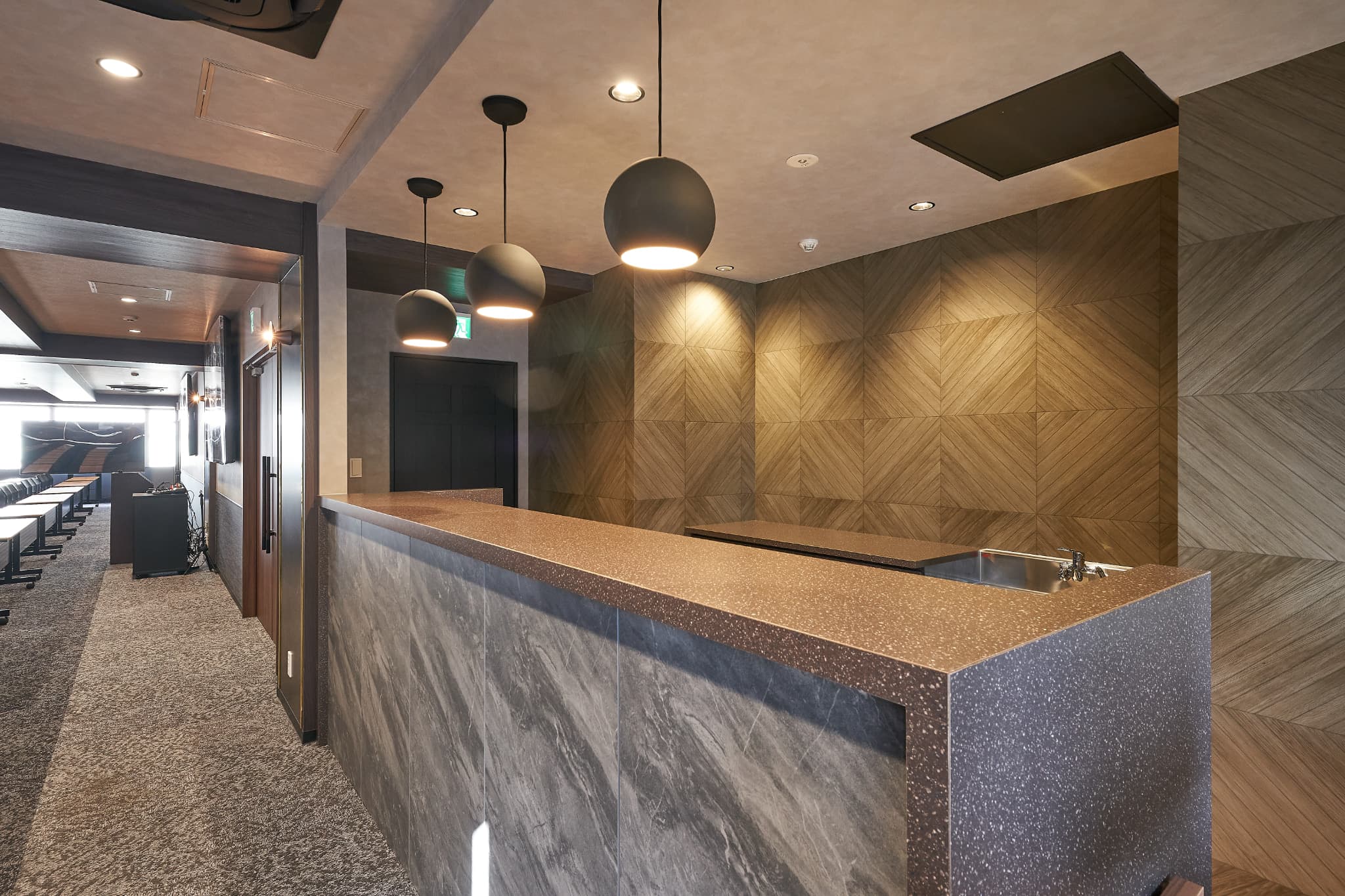 【バーカウンター】