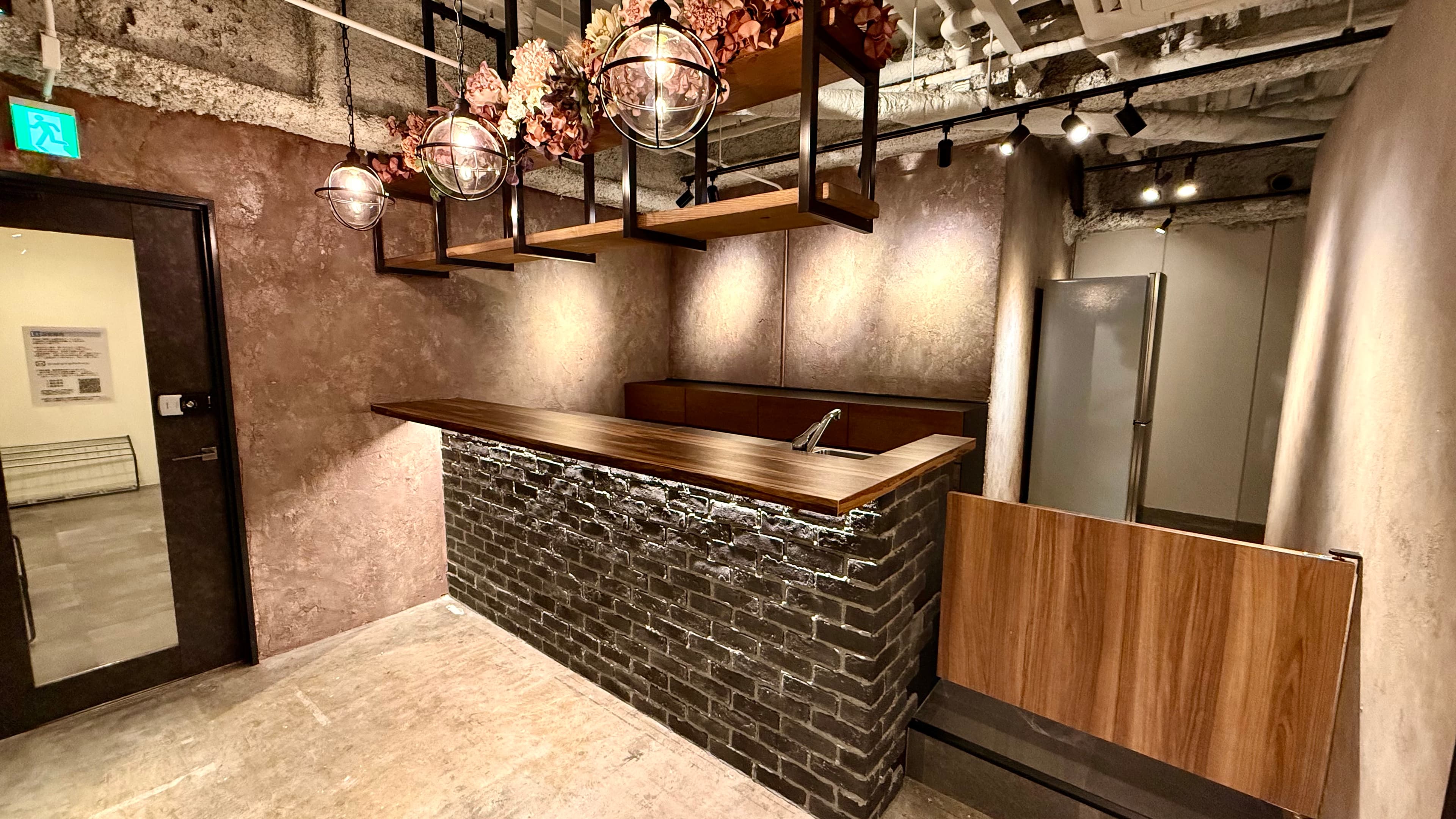 【バーカウンター】- グレイドパーク秋葉原