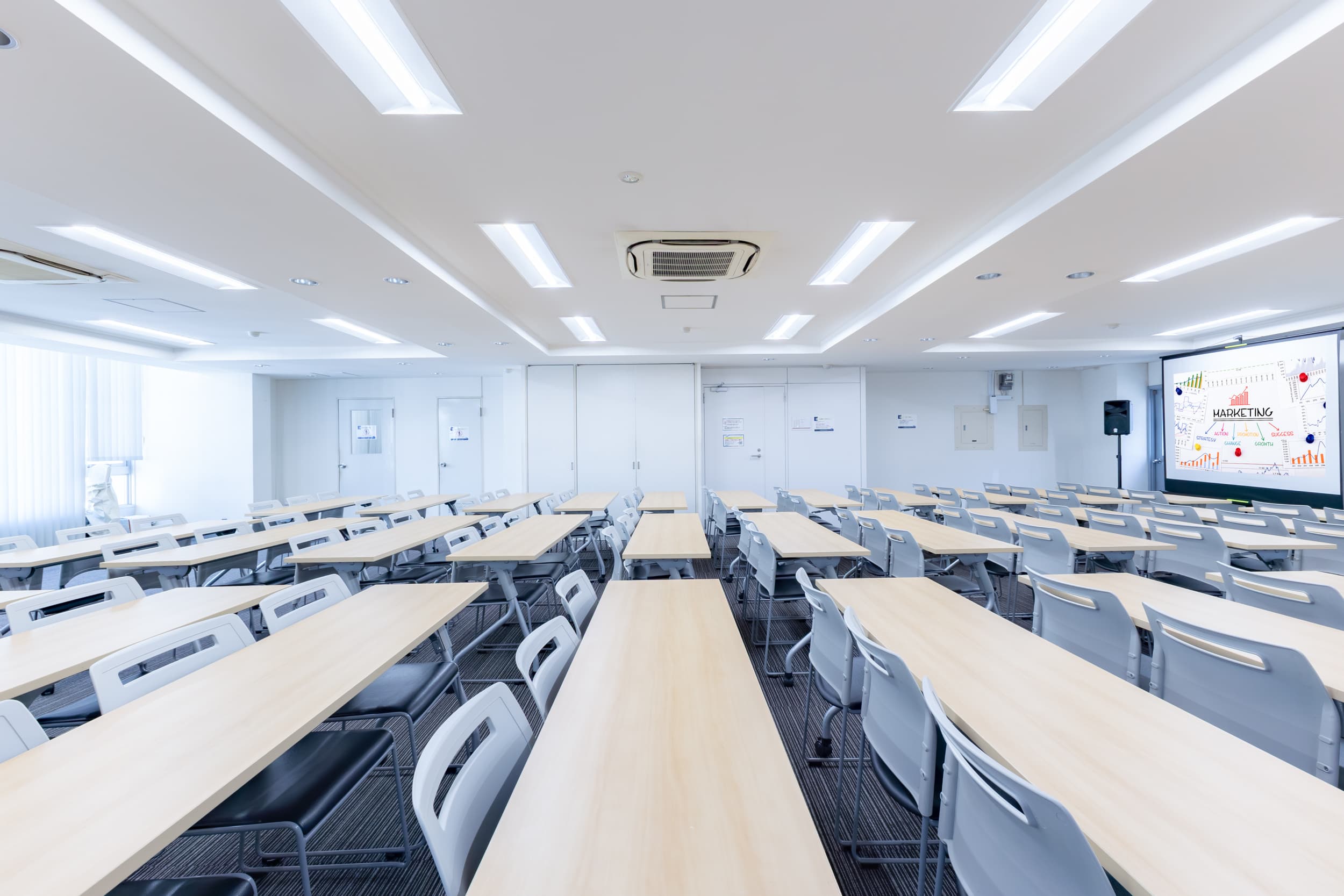 レイアウトイメージ(スクール形式)