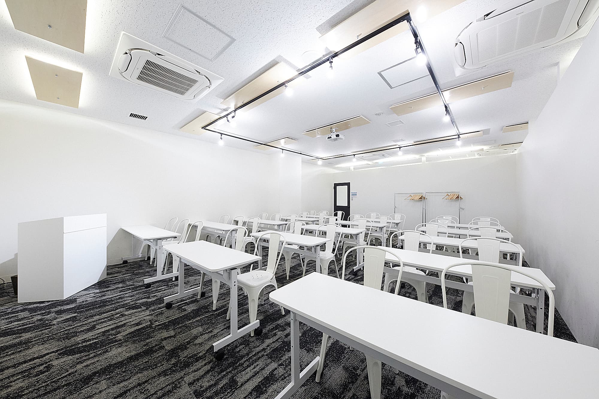 スクール形式 - TIME SHARING Biz 品川Aの写真