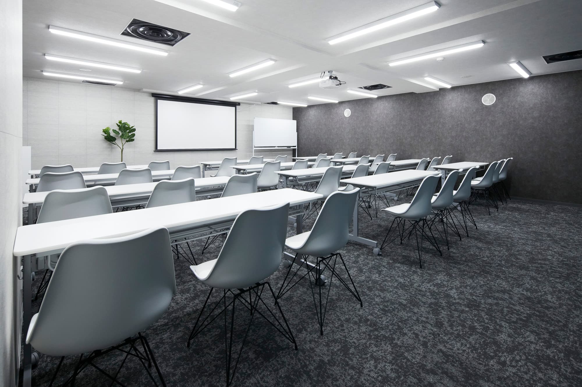 スクール形式 - TIME SHARING 新宿6Bの写真