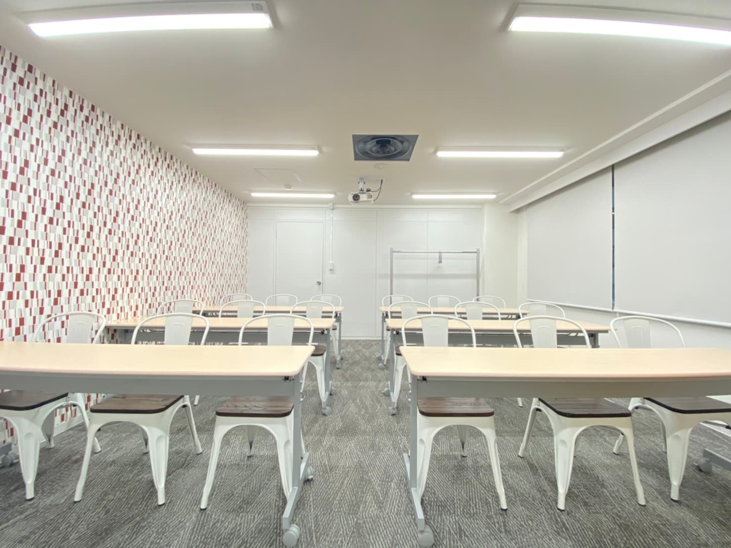 スクール形式 - TIME SHARING 新宿6Dの写真