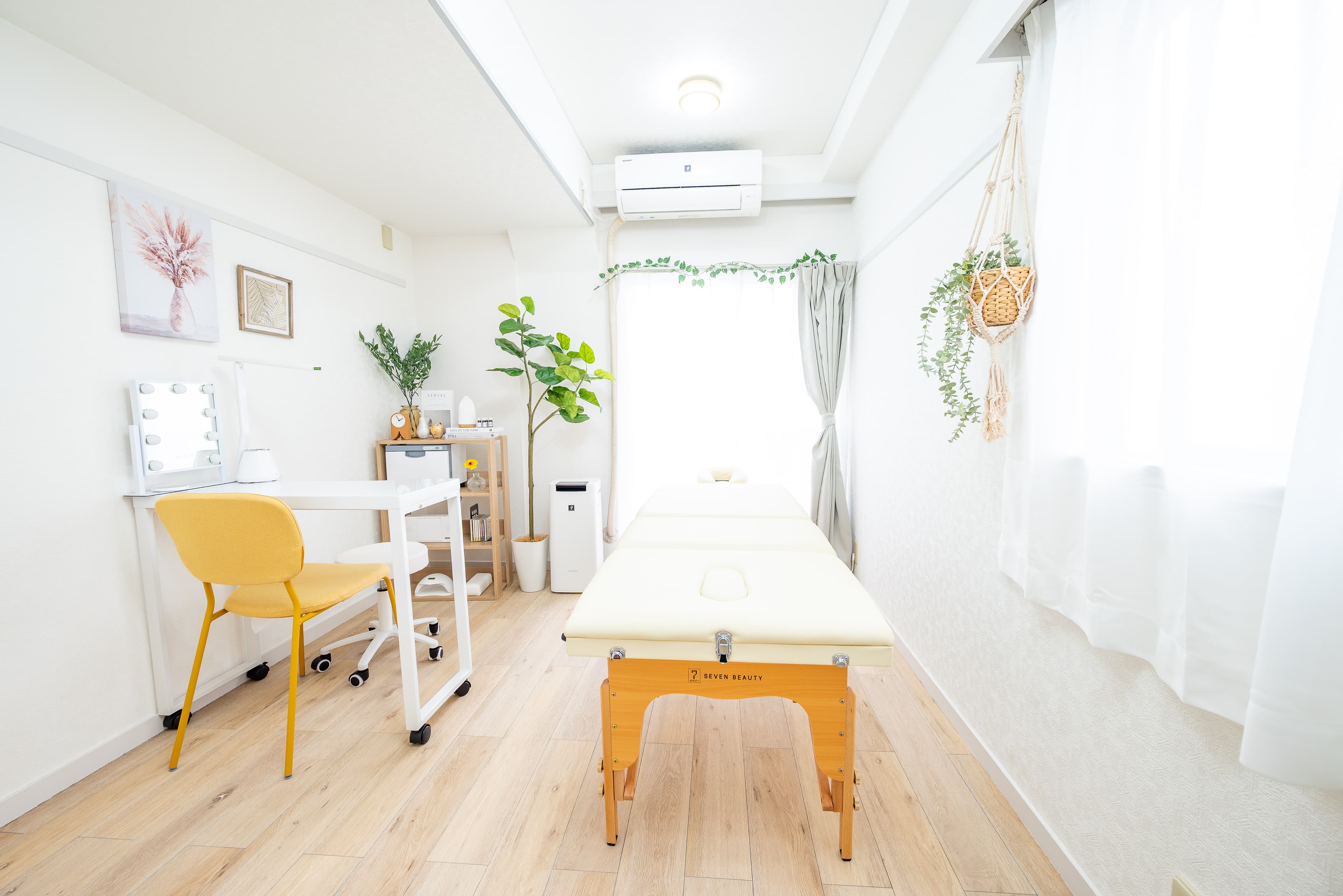 最上階角部屋で落ち着いた室内