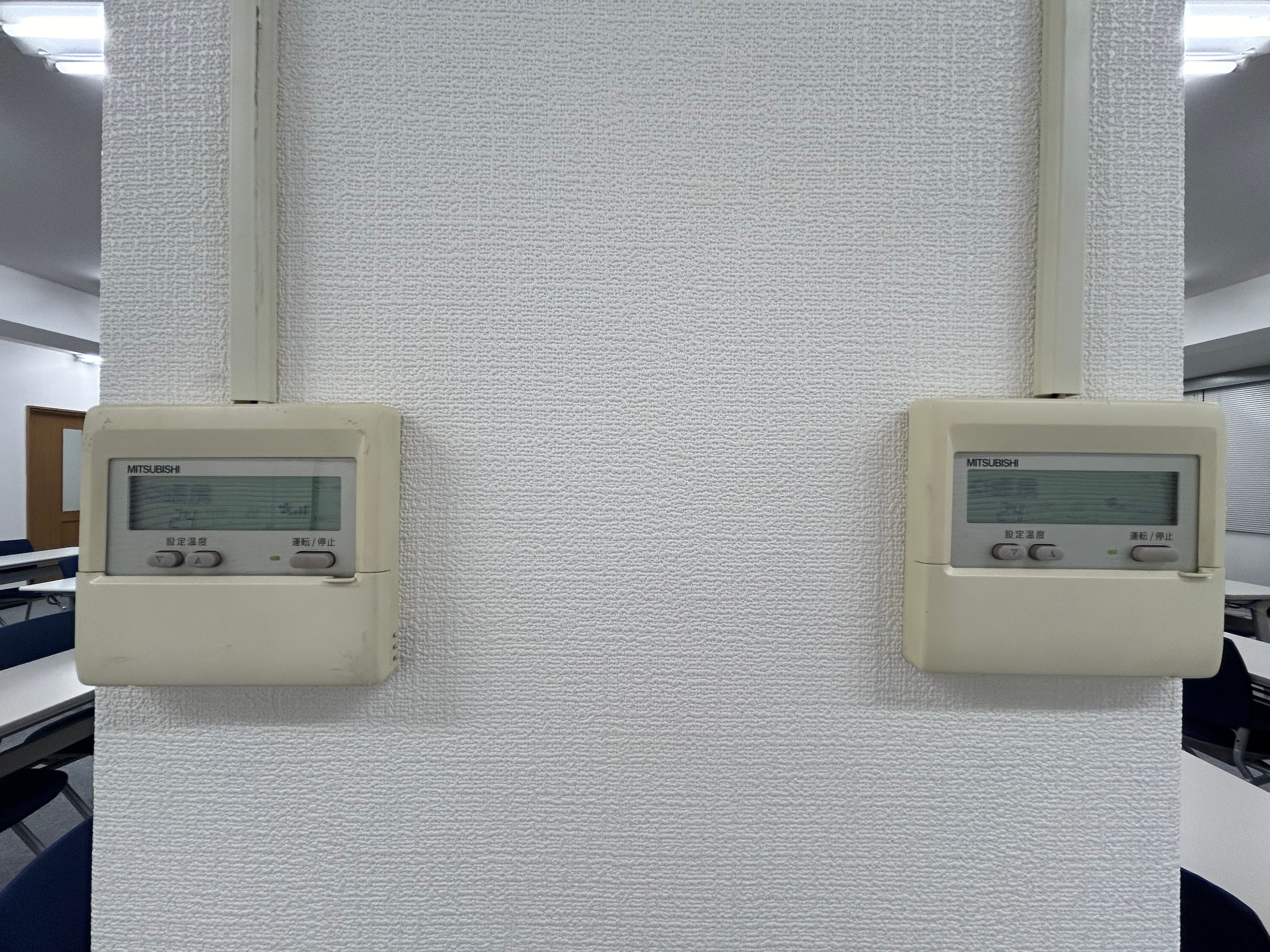 【空調パネルは窓側の柱にあります】 - TIME SHARING 大手町 協販商事ビル3Fの写真