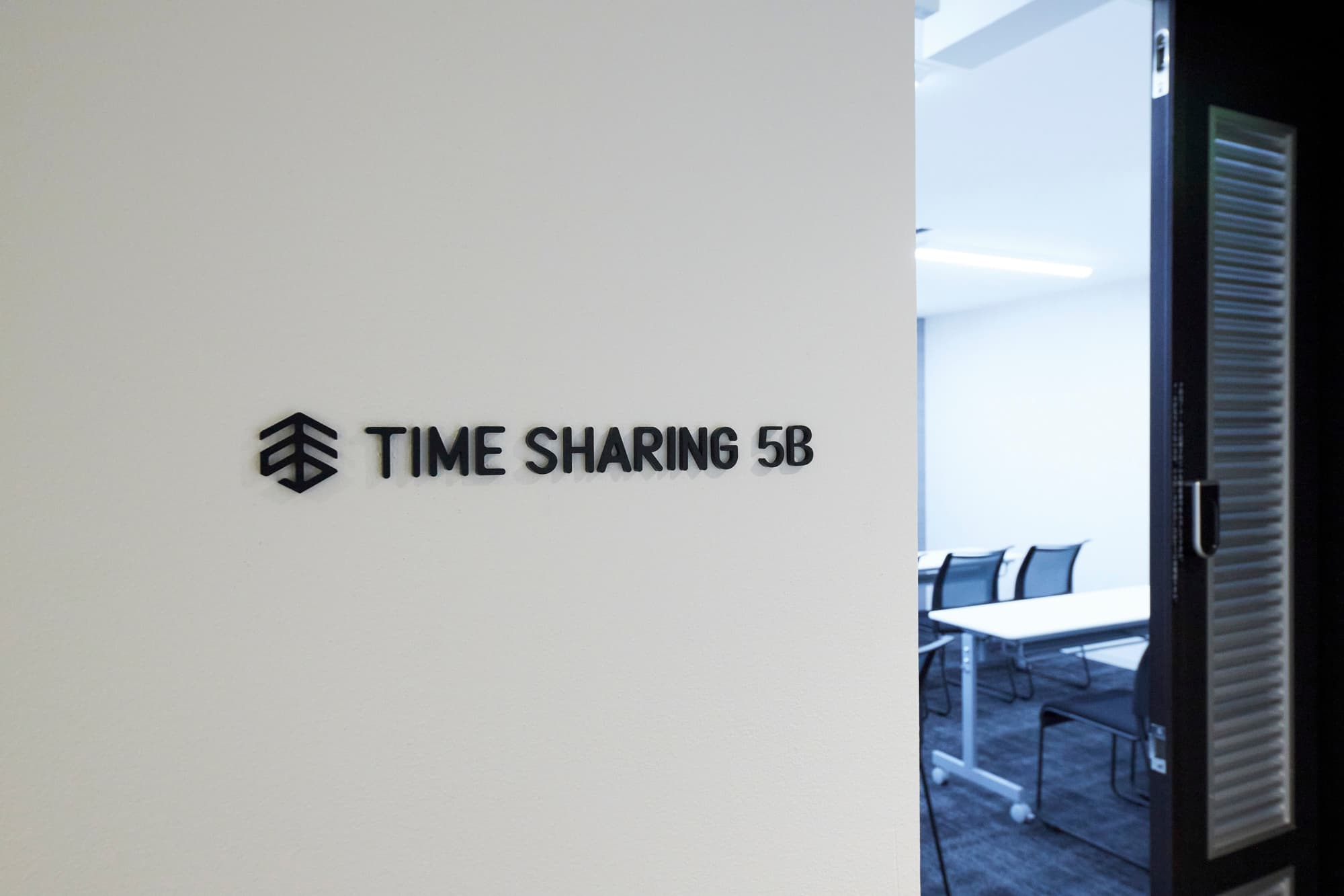スペース入口 - TIME SHARING 新宿5Bの写真