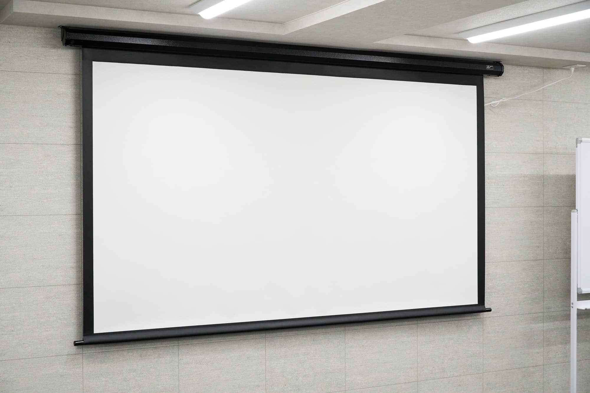 スクリーン - TIME SHARING 新宿6Bの写真