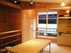 【西新宿】ウッディな温もりあるスペースをリーズナブルにレンタル！「コンシェルジュ石原スタジオ」