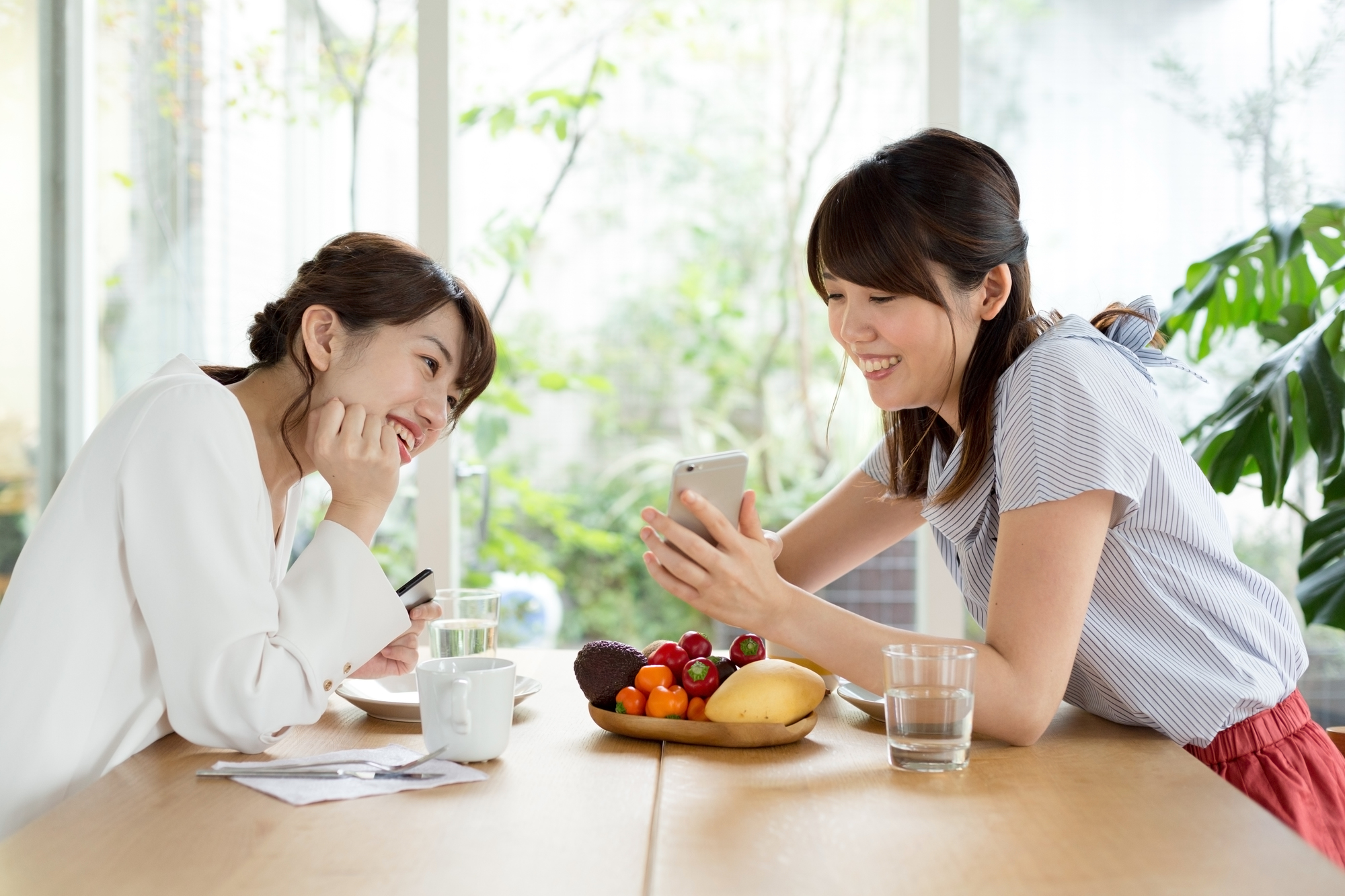 オフ会を開催したい!オフ会に参加したい!募集の方法と使用ツール、注意点まで大紹介 | Feeeel