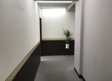 熊谷駅徒歩３分、レンタルオフィス、フリースペース・会議室貸出（１０名）の写真