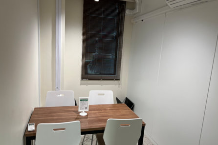 いいオフィス恵比寿 by iiO 【4名会議室（Meeting Room1）】