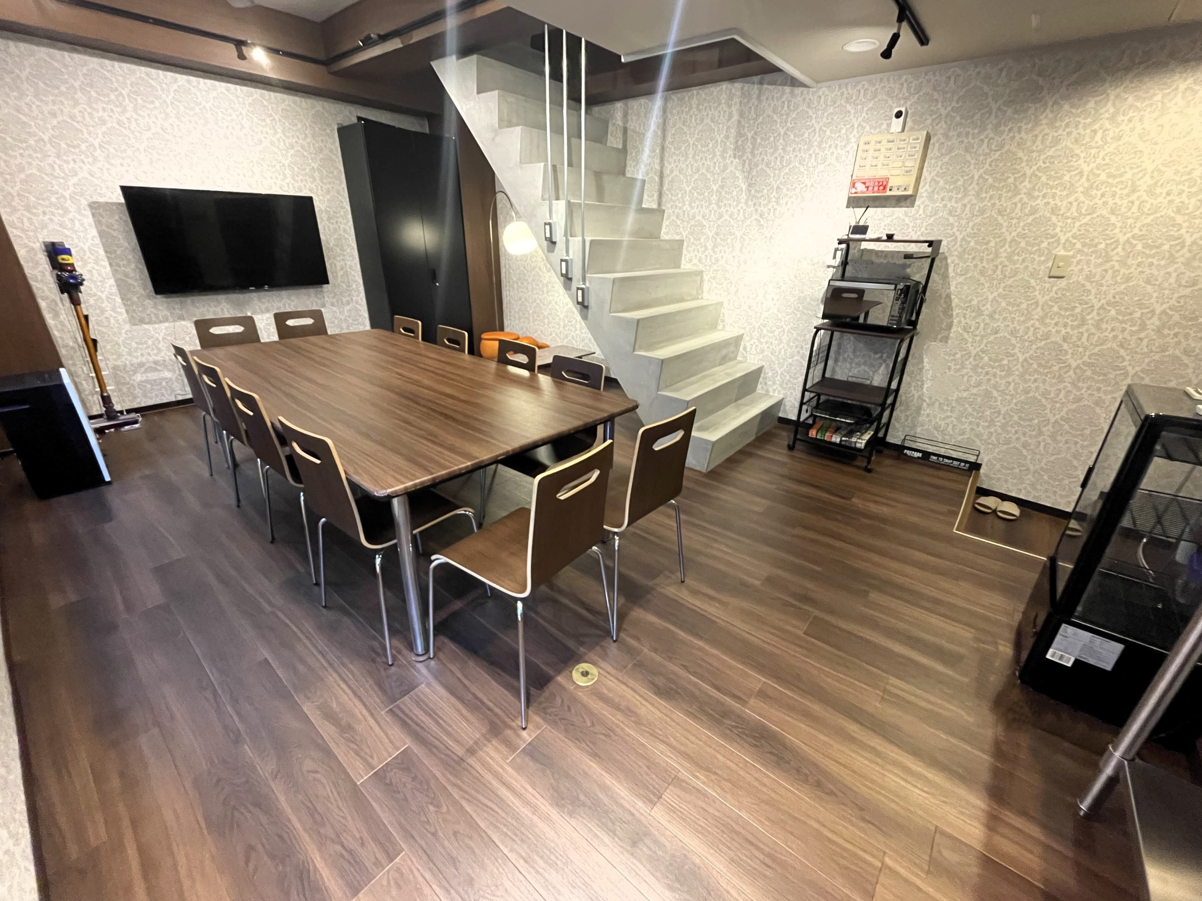 レンタルスペースYu-Raは、多目的にご利用いただけるプライベート空間です。