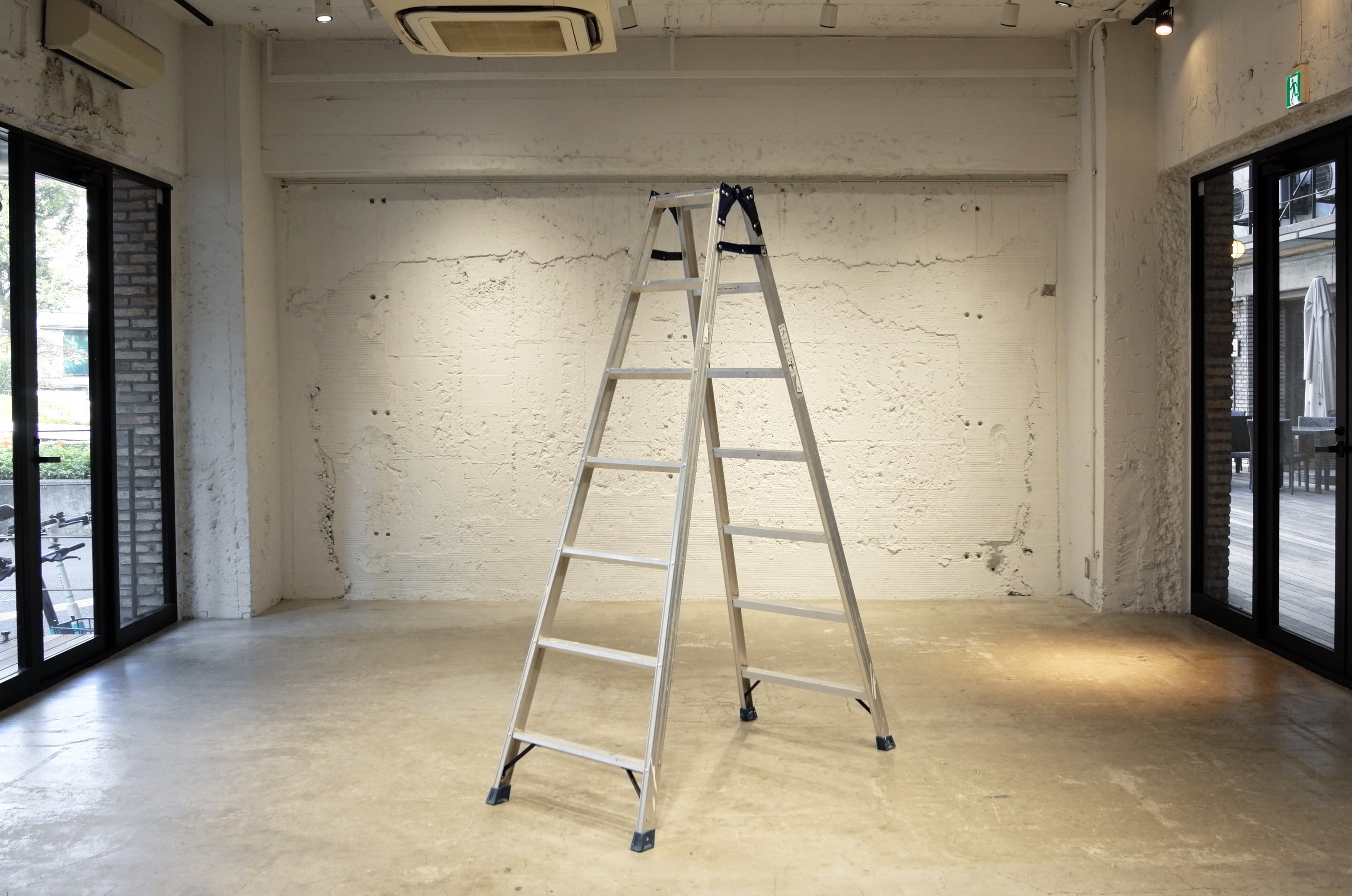 ロング脚立 1台